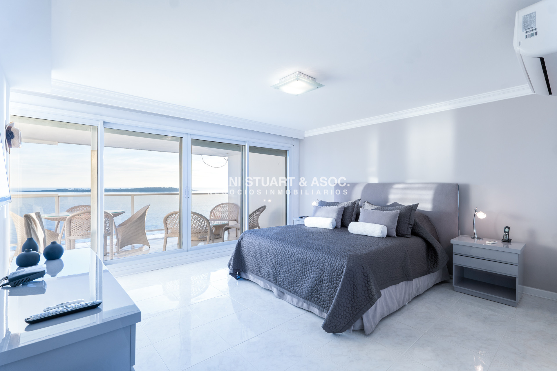 Apartamento ID.1055 - VENTA APARTAMENTO 6 DORMITORIOS - TEQUENDAMA I - PENT HOUSE DUPLEX - PLAYA MANSA 