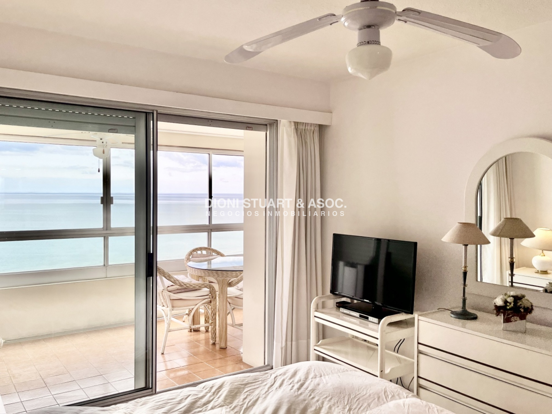 Apartamento ID.521 - Departamento en Venta - 2 Dormitorios y Medio - Vista al Mar - Complejo Lincoln Center