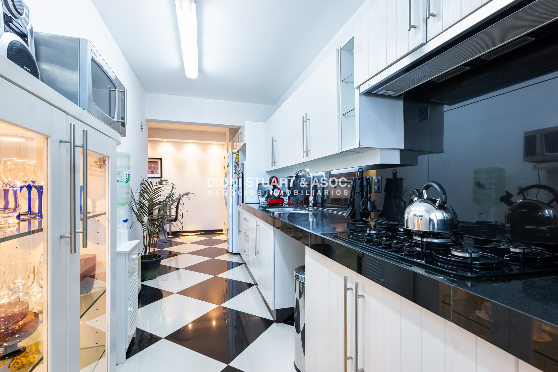 Apartamento ID.850 - Edificio El Torreon - 3 Dorm y Dep. - Apartamento Primera Linea Mansa