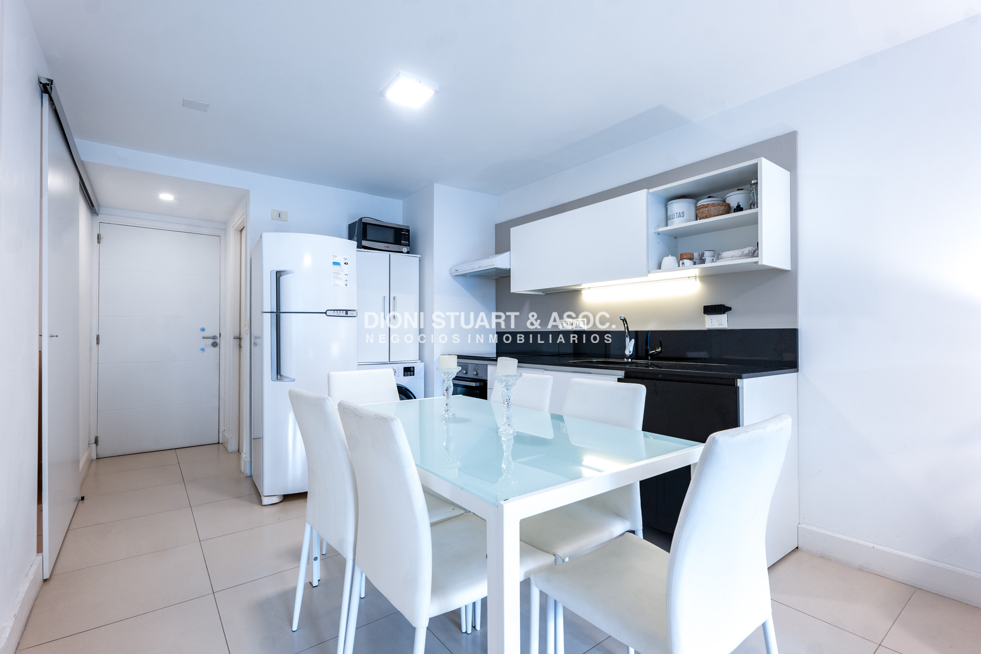 Apartamento ID.1050 - VENTA APARTAMENTO 1 DORM Y MEDIO CON PARRILLERO - EDIFICIO UNIQUE 