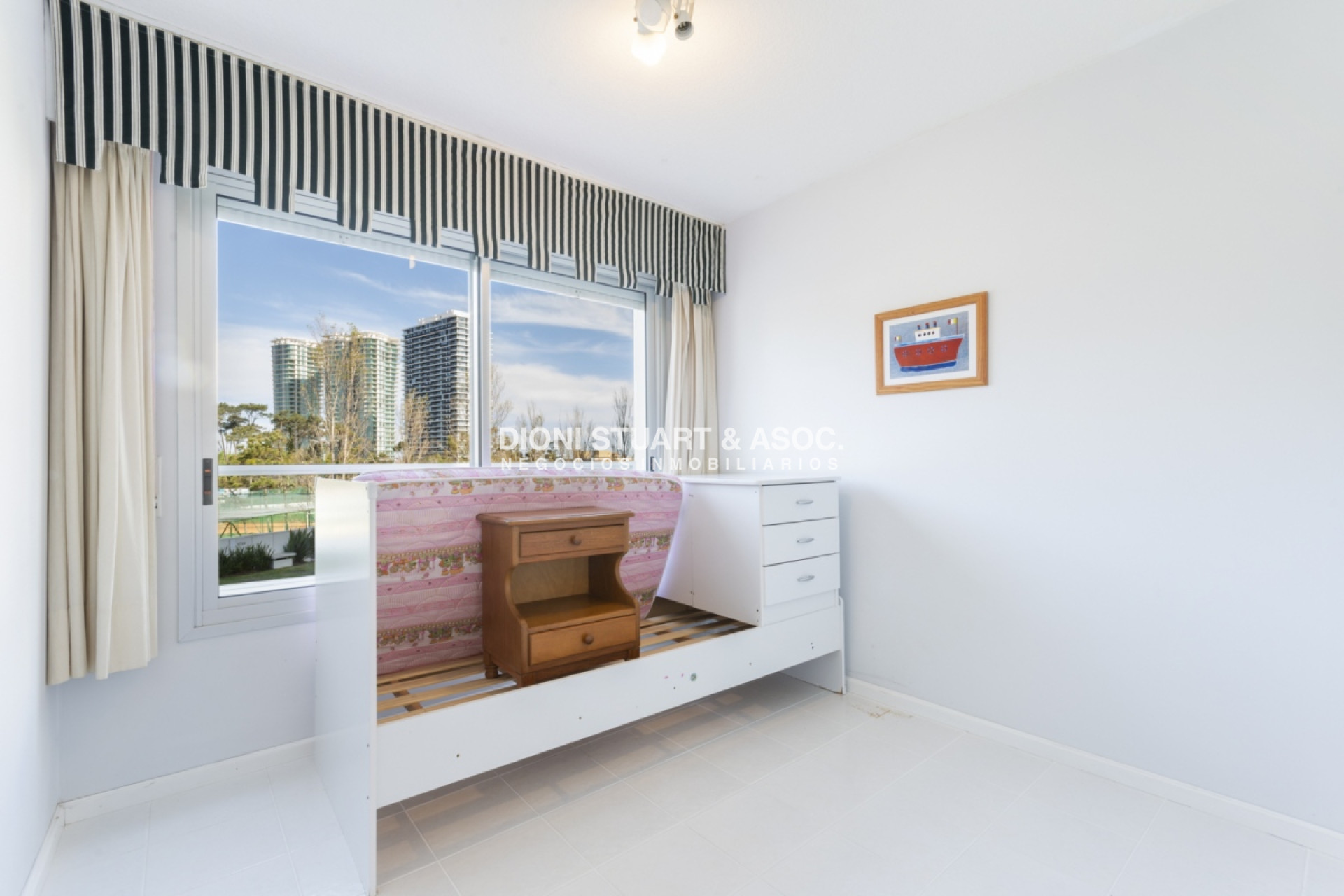 Apartamento ID.530 - Apartamento En Venta - 3 Dormitorios + 2 Baños - Complejo Lincoln Center