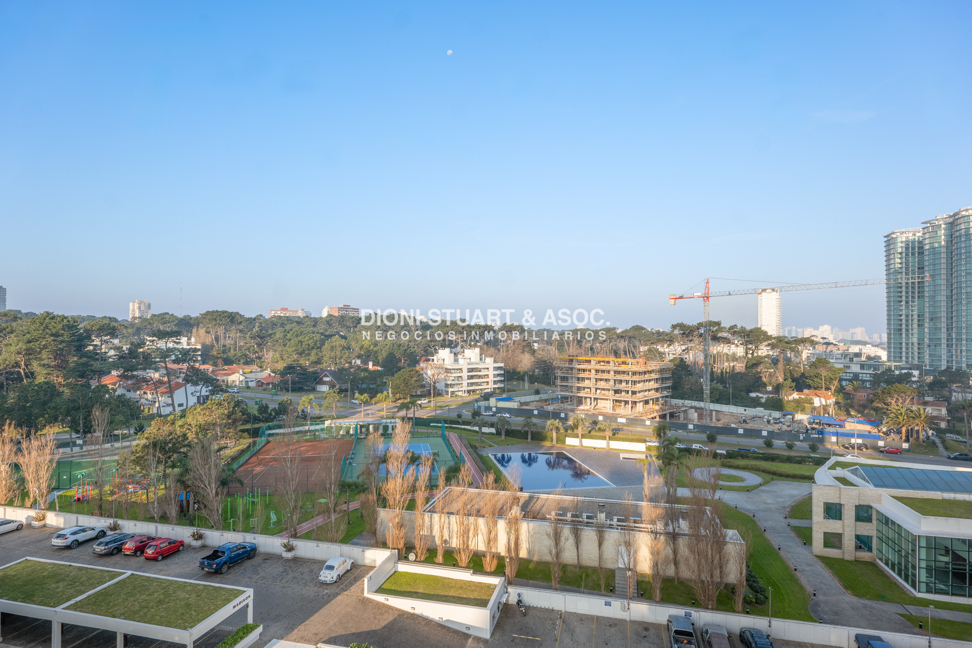 Apartamento ID.717 - Alquiler de Temporada - 2 Dormitorios y Dependencia - Complejo Lincoln Center - Todos Los Amenities