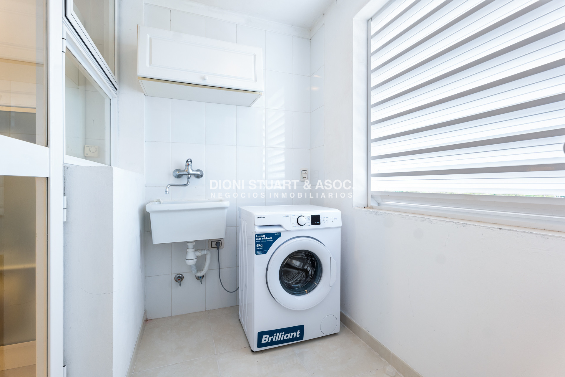 Apartamento ID.902 - DEPARTAMENTO EN VENTA EN LE JARDIN - ESQUINERO - 3 DORMITORIOS EN SUITE