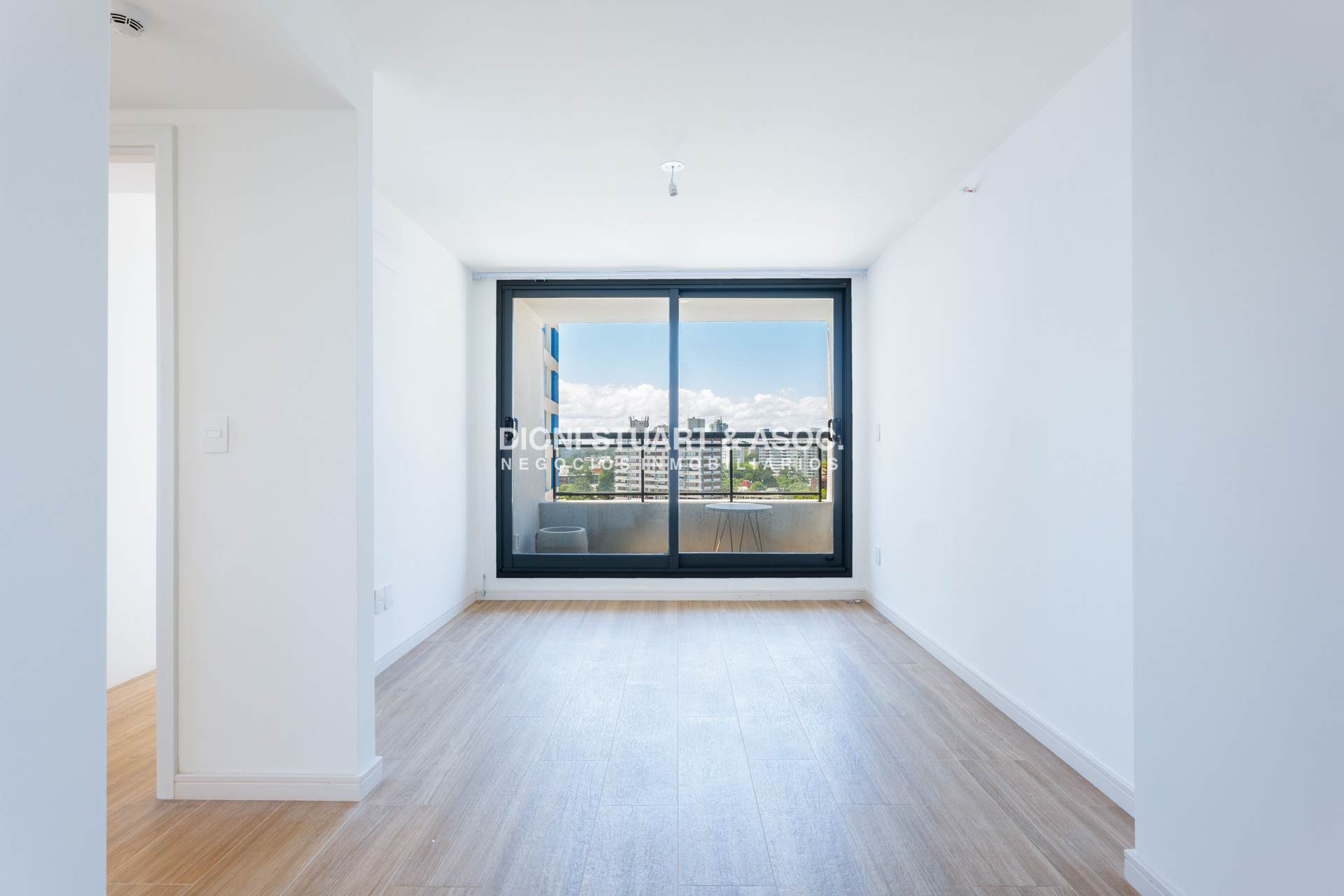 Apartamento ID.870 - APARTAMENTO A ESTRENAR EN PLAYA BRAVA PUNTA DEL ESTE - 2 DORMITORIOS - EDIF. SIGLO SOL II - BAJAS EXPENSAS