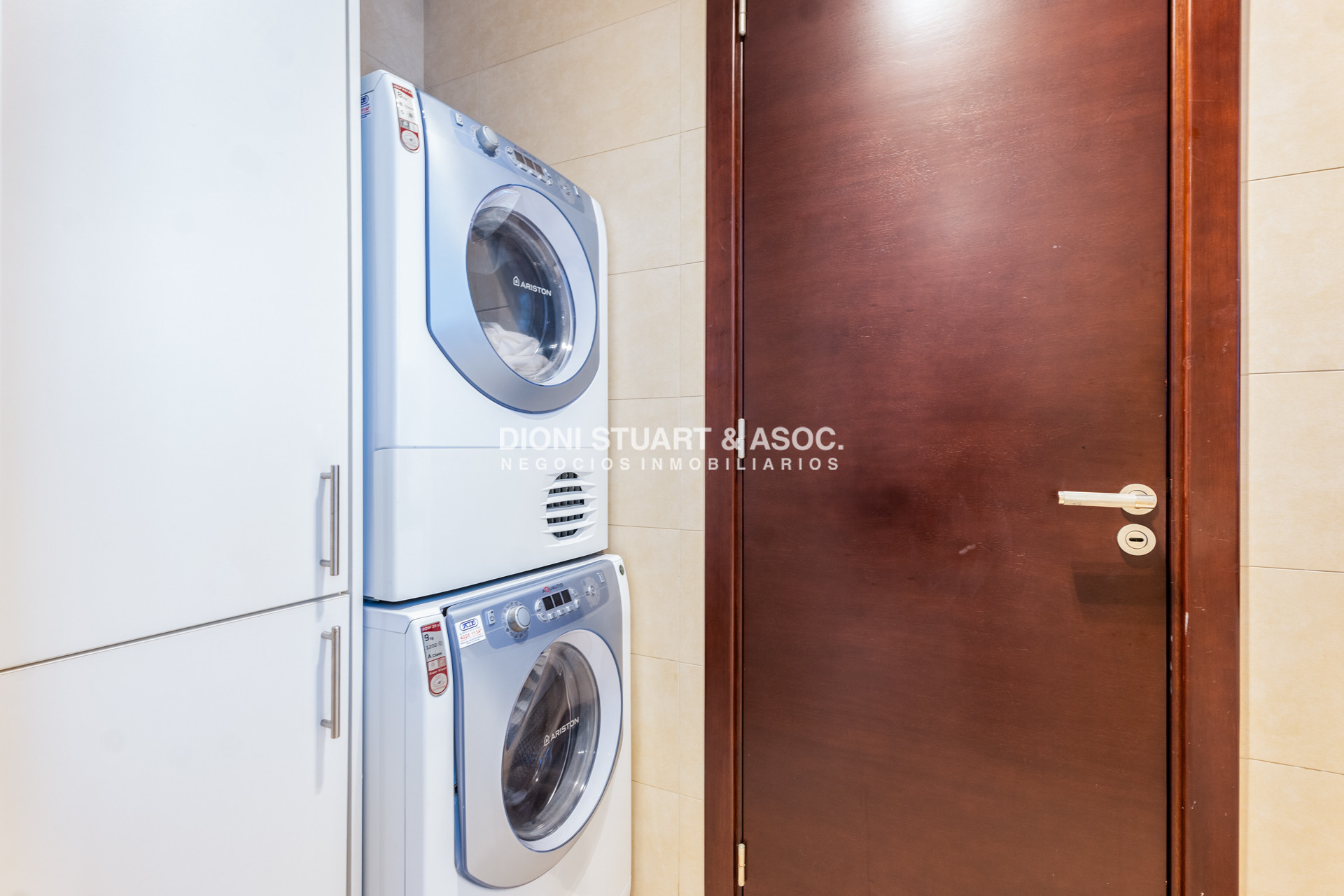 Apartamento ID.905 - LE BLEU - DEPARTAMENTO FRENTE AL PUERTO PENT HOUSE - 3 DORM EN SUITES + DEP.