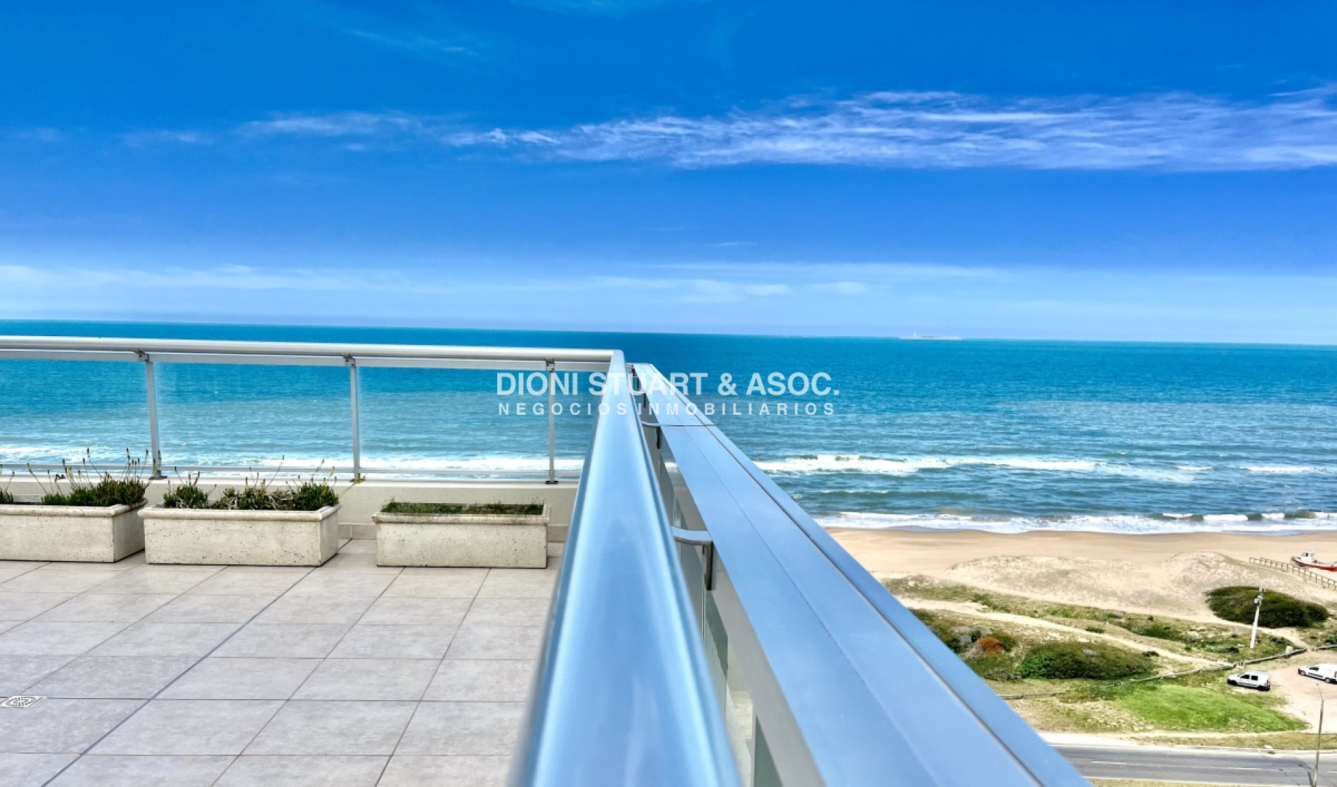 Apartamento ID.116 - Torre Lobos  -  Esquinero - En Venta