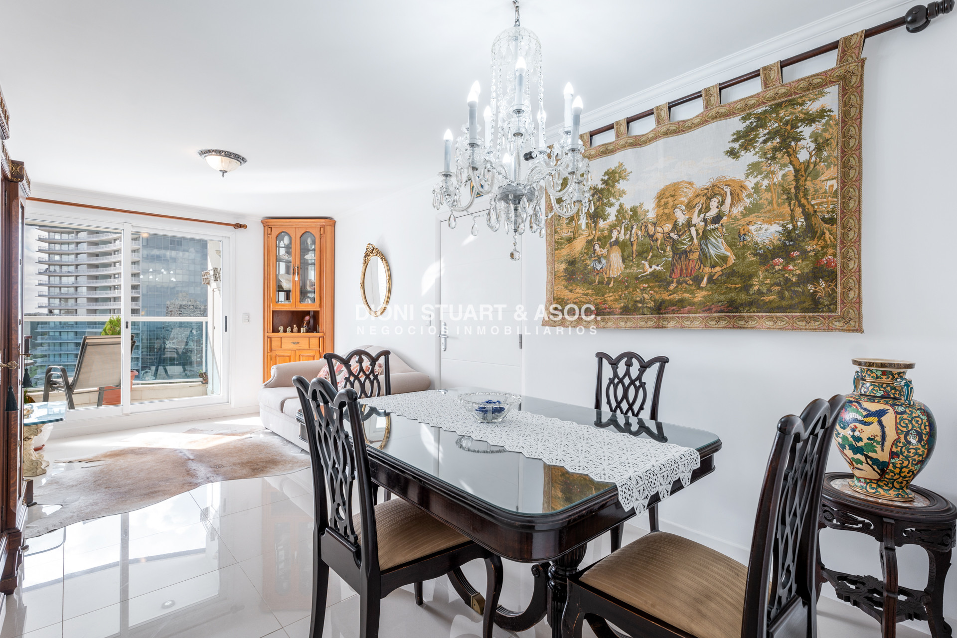 Apartamento ID.662 - CASINO TOWER - EN VENTA - 2 DORM - TIPOLOGÍA 05