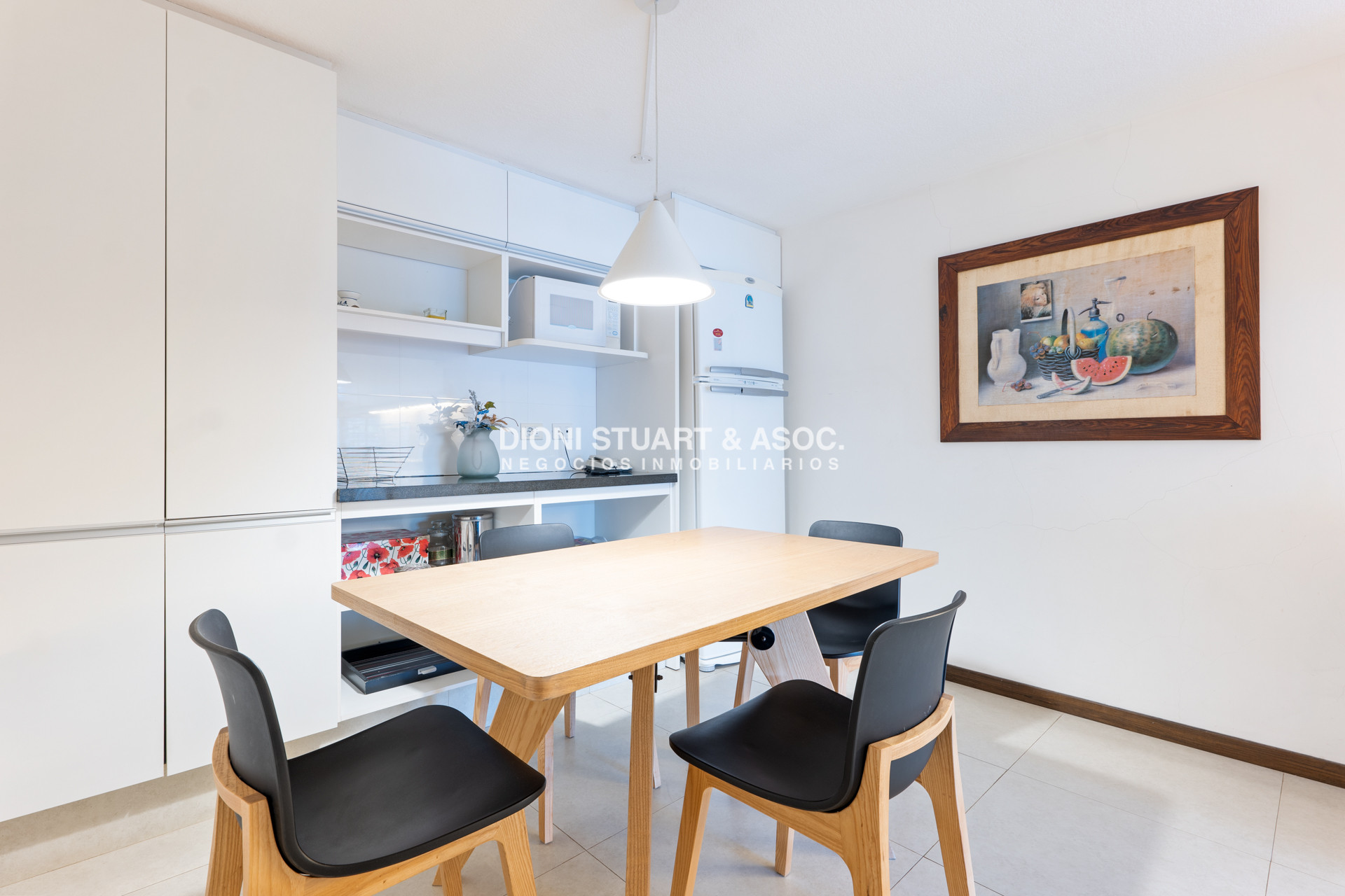 Apartamento ID.129 - Apartamento en Venta - 2 Dormitorios y Servicio -  Complejo Lincoln Center - Todo Reciclado