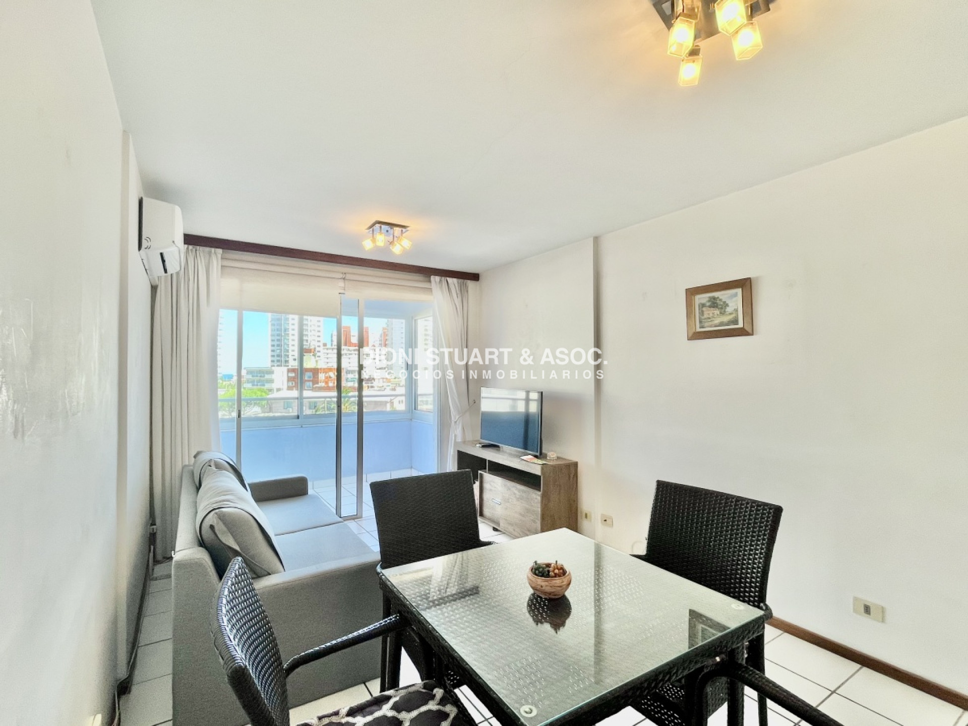 Apartamento ID.373 - APARTAMENTO EN VENTA EN PUNTA DEL ESTE 1 DORMITORIO BAJAS EXPENSAS Y COCHERA