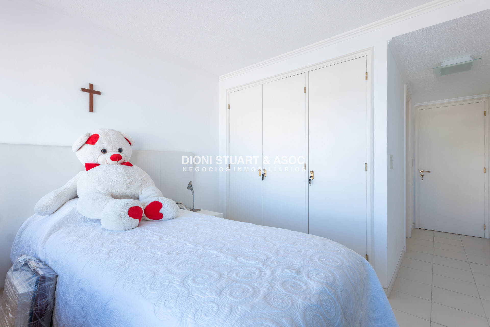 Apartamento ID.635 - Portofino - Increíble Vista Al Puerto - 3 Dorm en Suite + Dep.