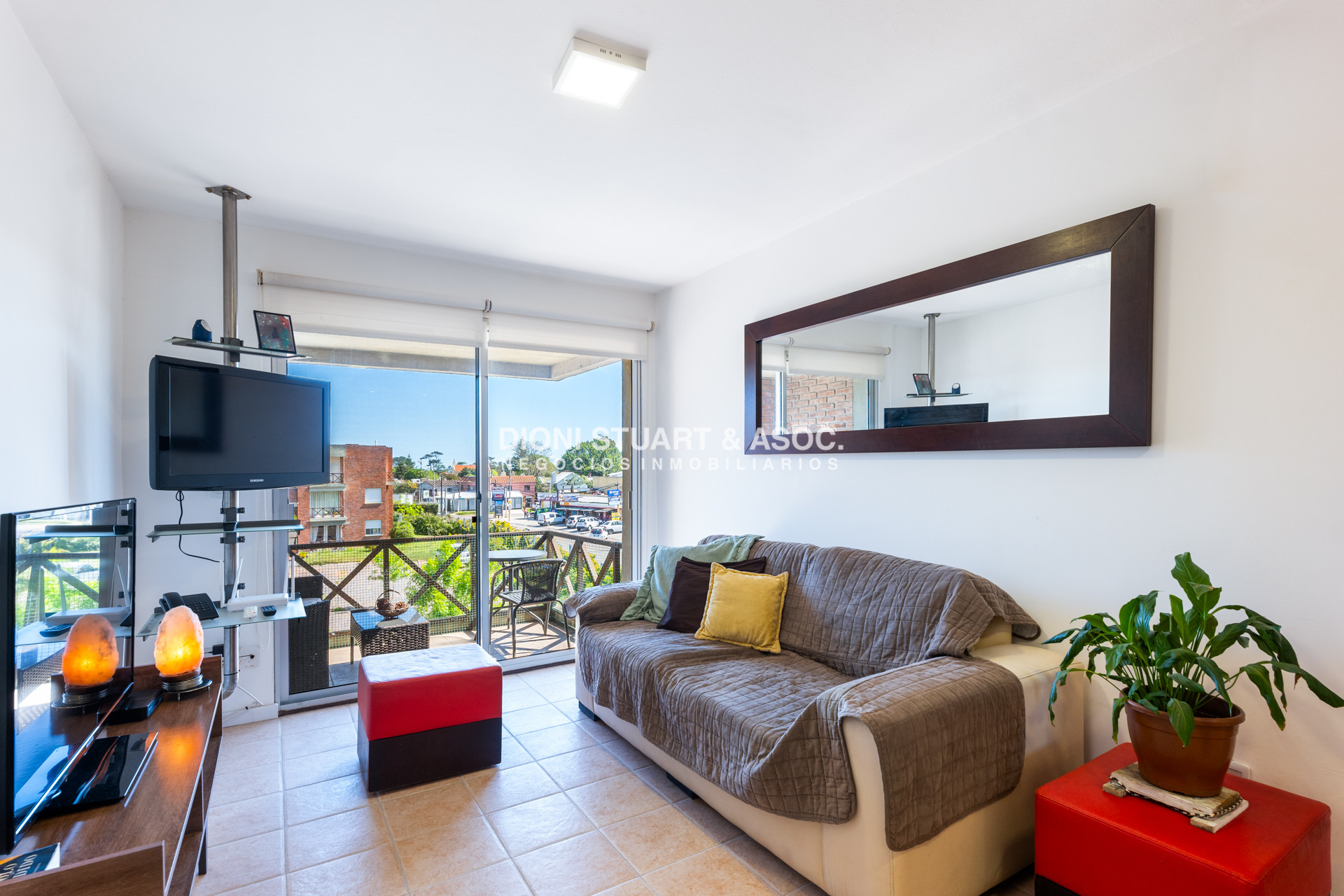 Apartamento ID.784 - Oportunidad de Inversion - 2 Dormitorios con Parrillero - Bajas Expensas