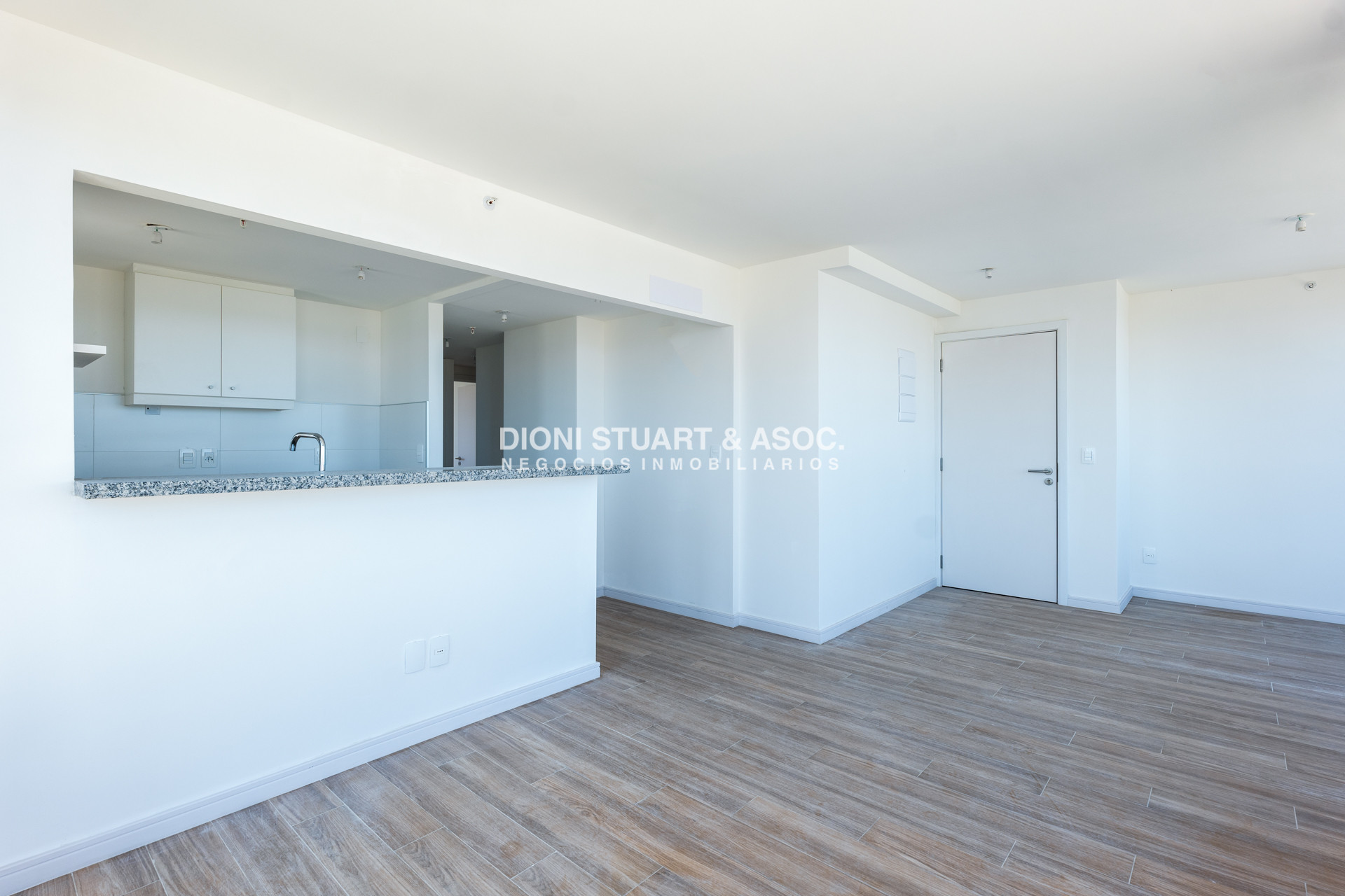 Apartamento ID.864 - APARTAMENTO A ESTRENAR EN PLAYA BRAVA PUNTA DEL ESTE - 2 DORMITORIOS - EDIF. SIGLO SOL II - BAJAS EXPENSAS