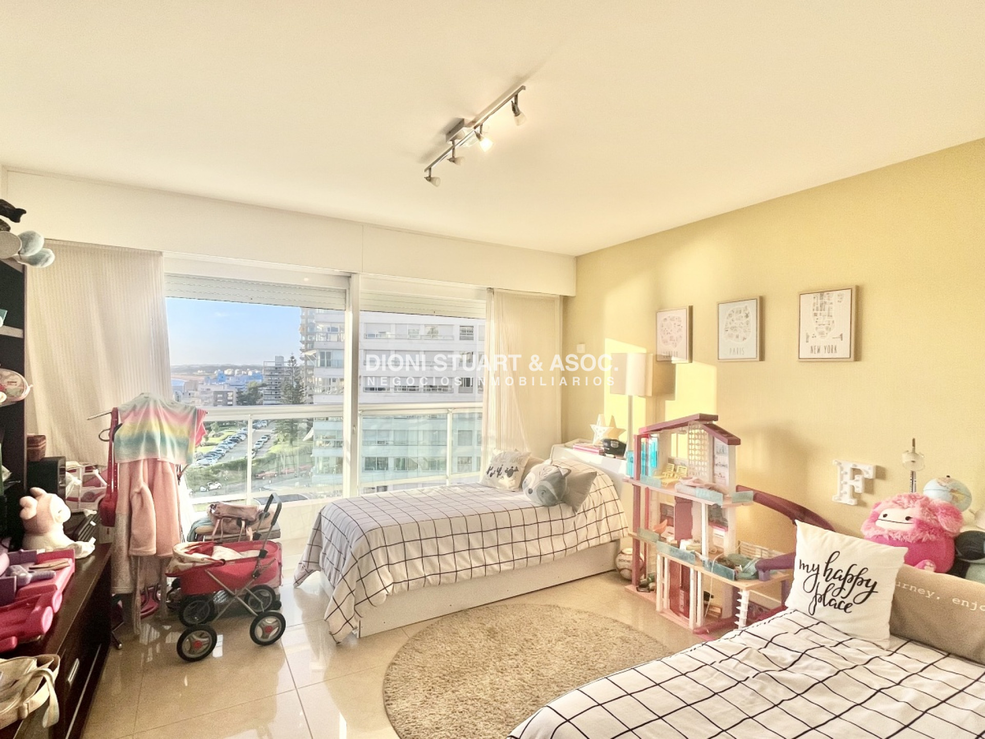 Apartamento ID.387 - Departamento en Aquarela Tower en Venta - 3 Dormitorios en Suite + Servicio - Esquinero 