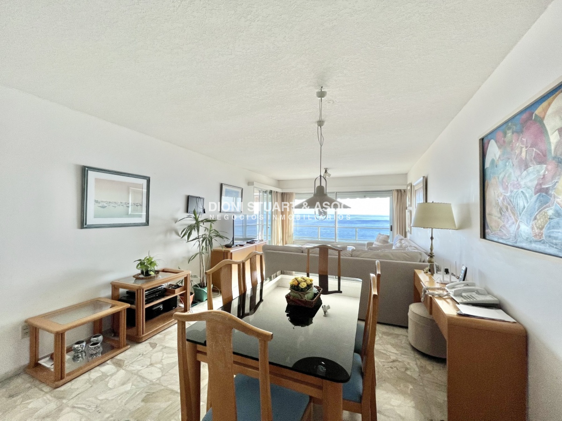 Apartamento ID.215 - APARTAMENTO EN ALQUILER 3 DORMITORIOS FRENTE AL MAR PLAYA MANSA - COMPLEJO LINCOLN CENTER