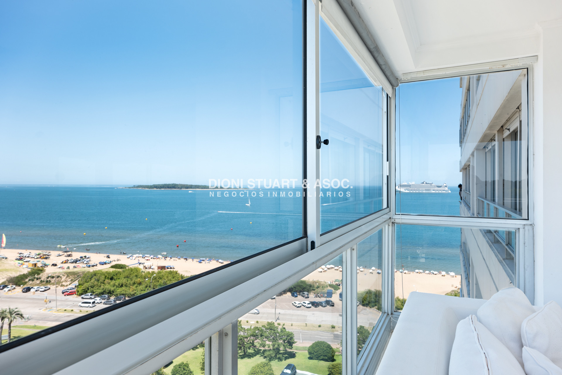 Apartamento ID.359 - APARTAMENTO EN ALQUILER 2 DORMITORIOS Y MEDIO TODOS LOS AMENITIES FRENTE AL MAR TORRE WASHINGTON COMPLEJO LINCOLN CENTER