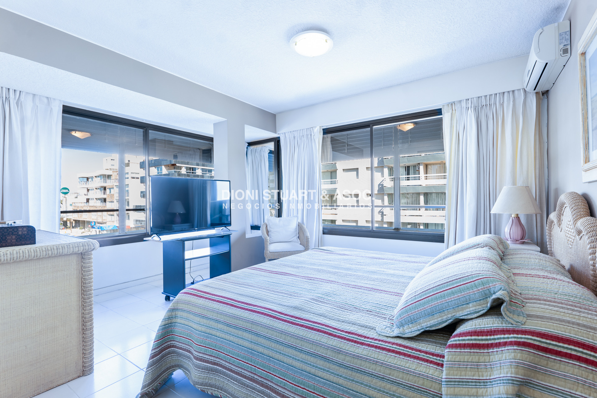 Apartamento ID.1052 - VENTA APARTAMENTO EN PORTOFINO - 3 DORMITORIOS EN SUITE - BARBACOA PROPIA - PUERTO PUNTA DEL ESTE
