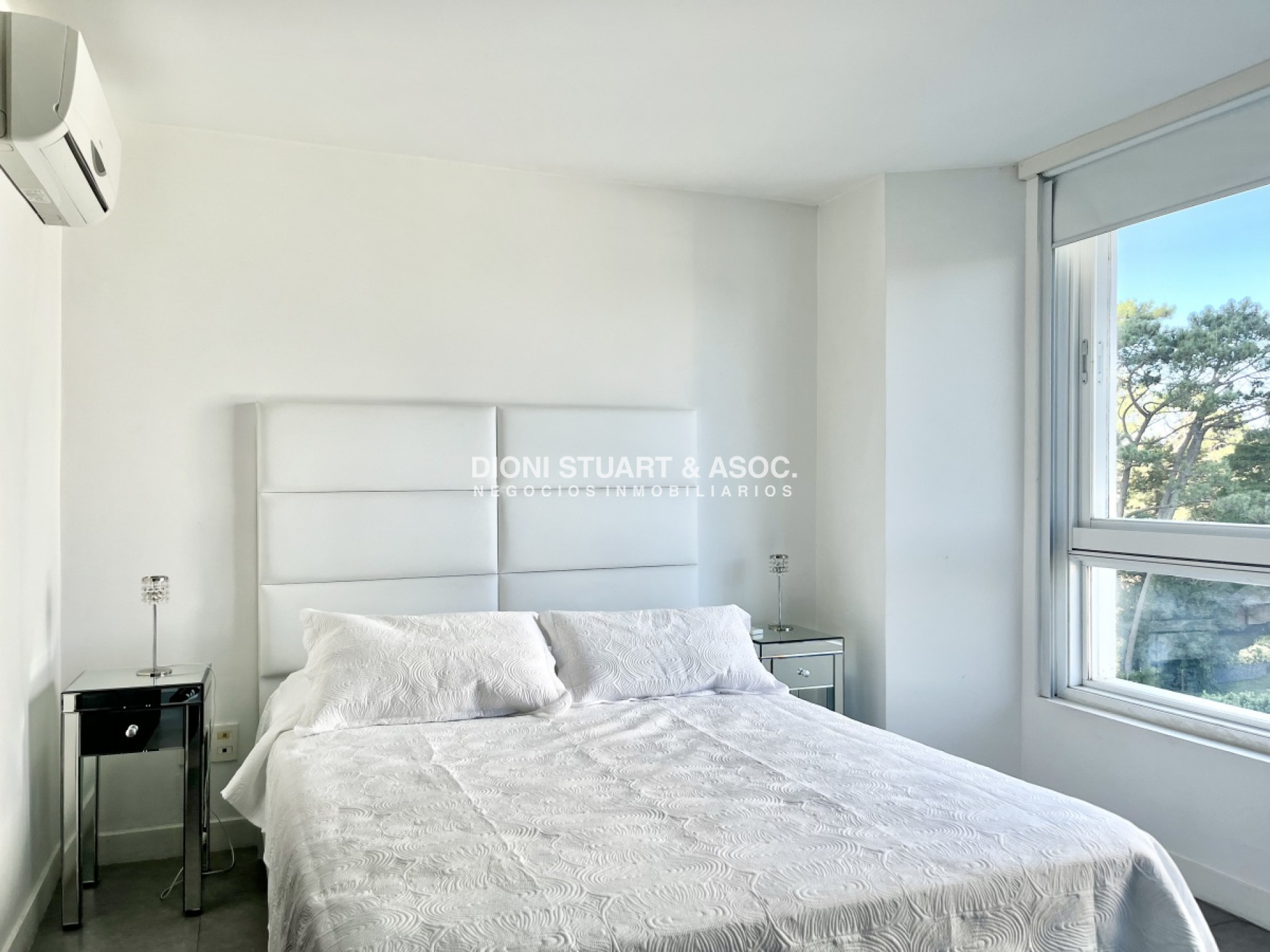 Apartamento ID.143 - Torre YOO - 2 Dorms - Vista al Bosque