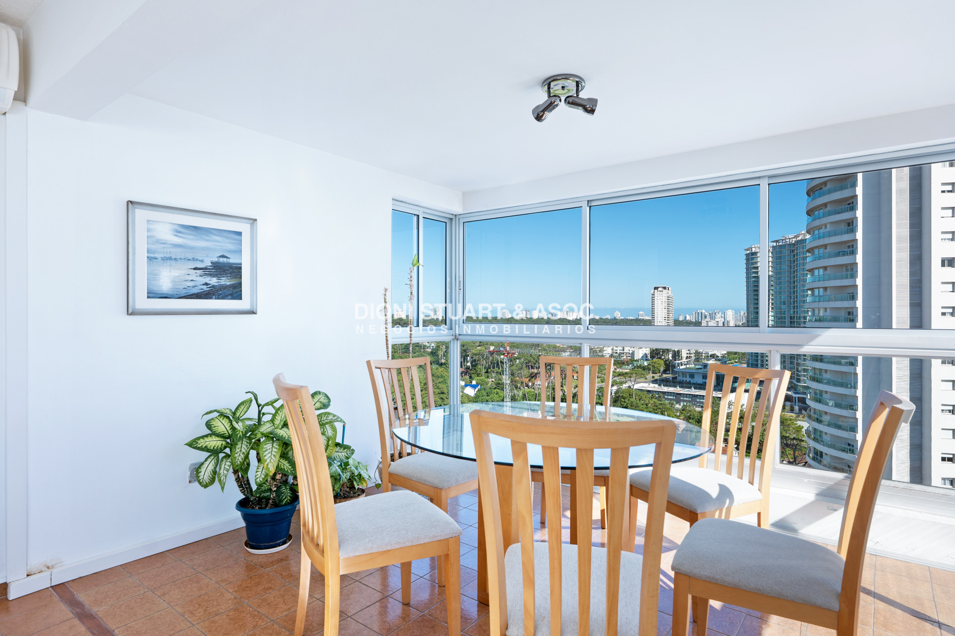 Apartamento ID.149 - Apartamento en Venta - Torre Jefferson - 3 Dormitorios + Dep. - Complejo Lincoln Center - Playa Mansa