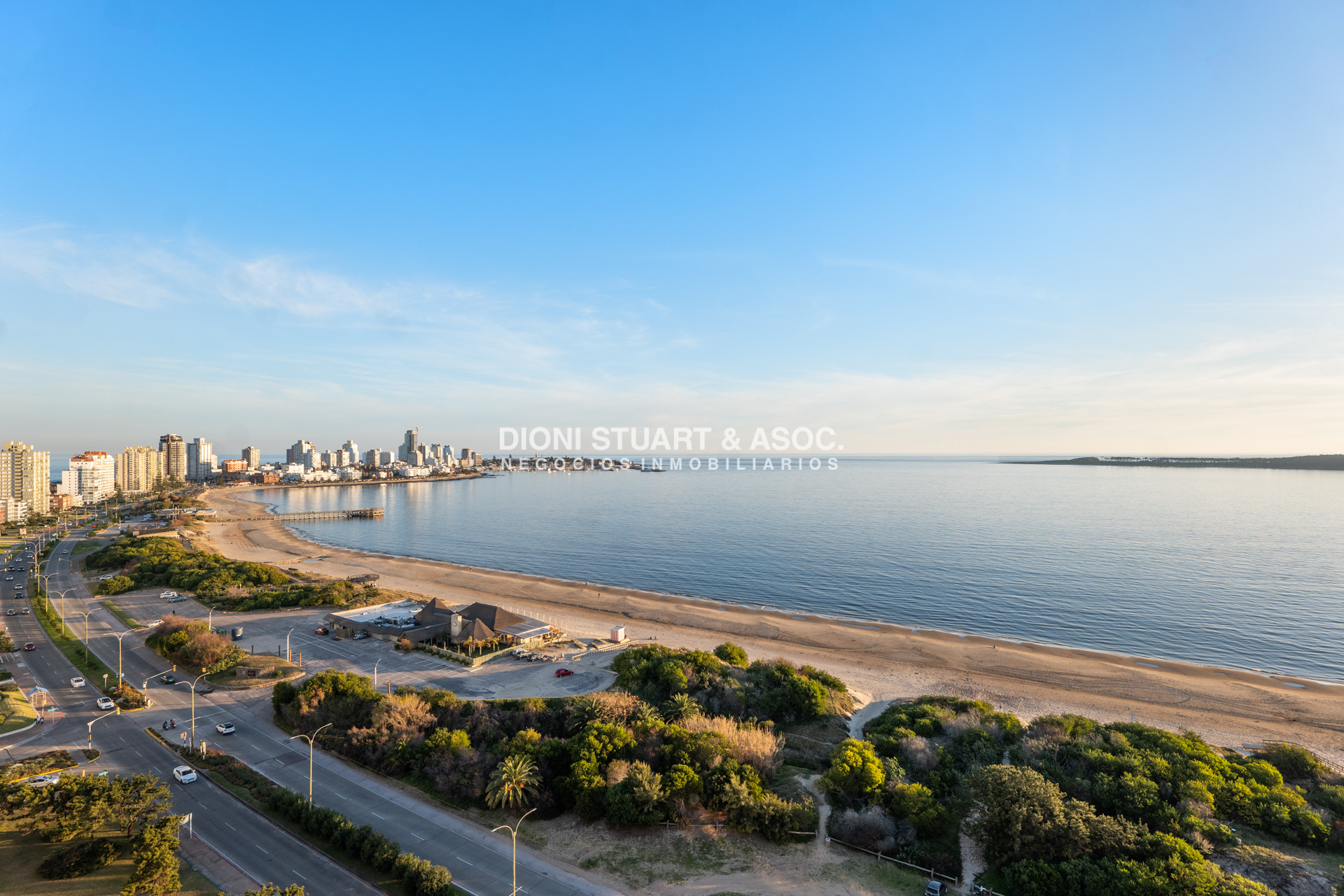 Apartamento ID.1055 - VENTA APARTAMENTO 6 DORMITORIOS - TEQUENDAMA I - PENT HOUSE DUPLEX - PLAYA MANSA 