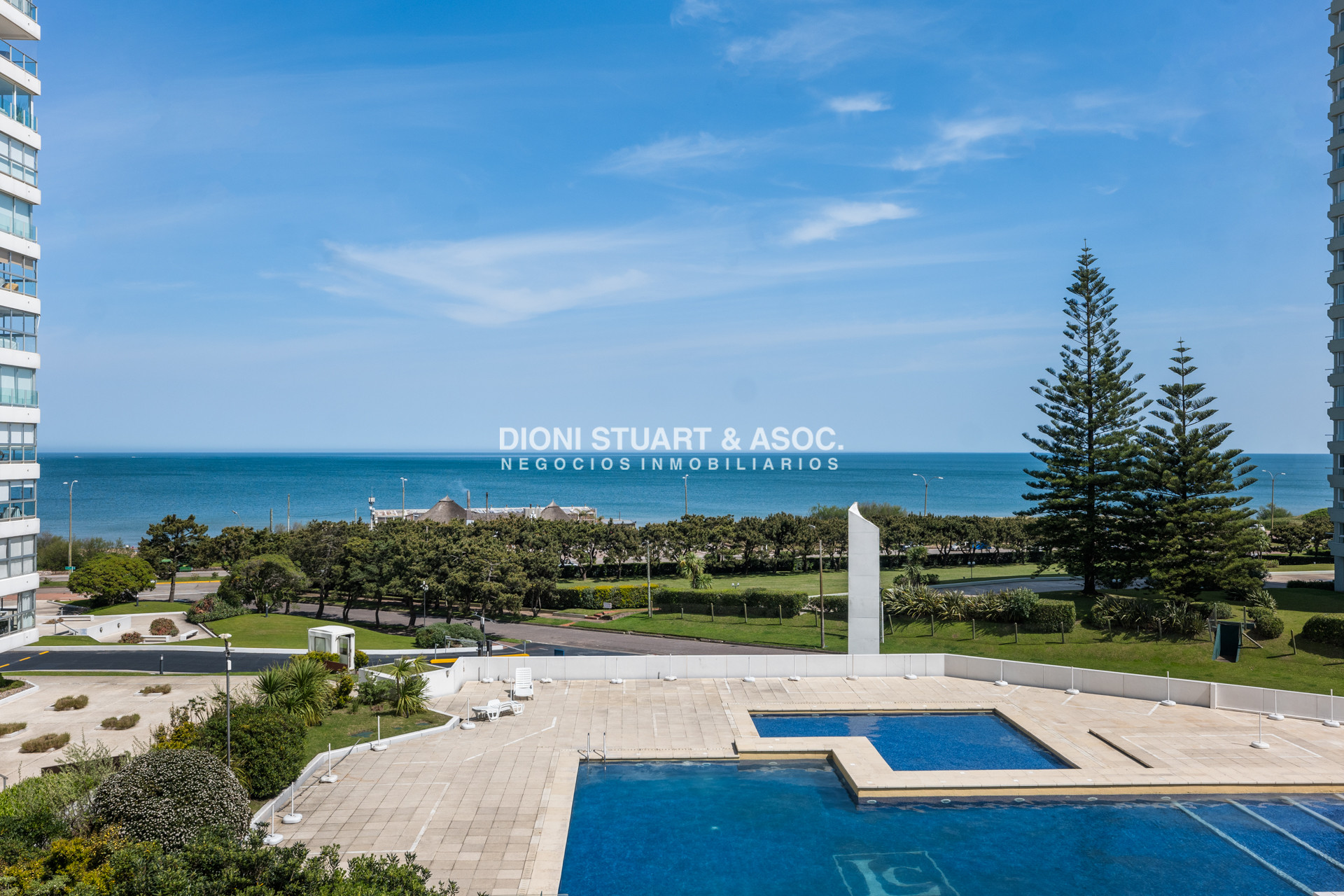 Apartamento ID.768 - DEPARTAMENTO EN VENTA FRENTE AL MAR EN TORRE JEFFERSON - 3 DORMITORIOS + DEPENDENCIA -  RECICLADO - COMPLEJO LINCOLN CENTER