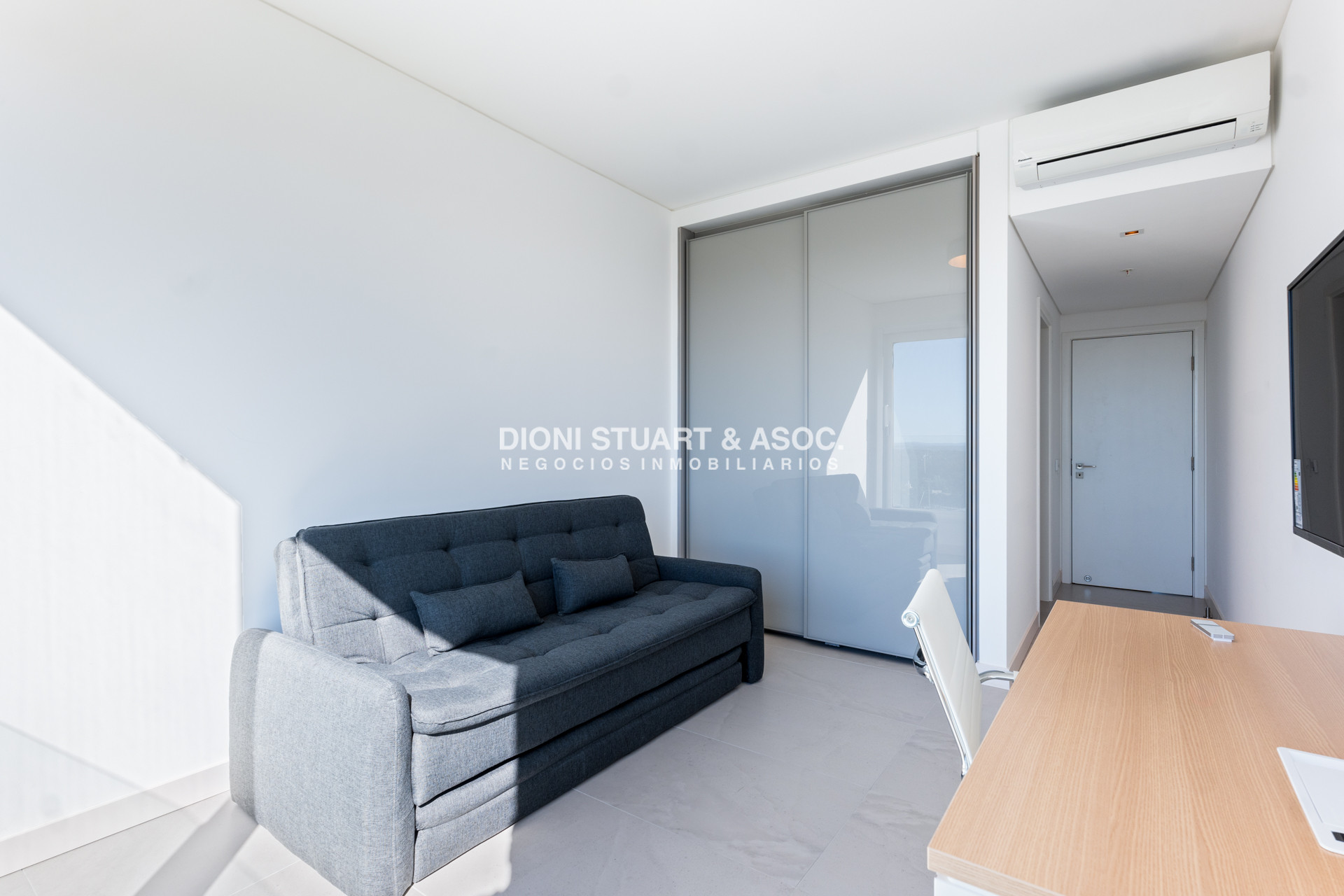 Apartamento ID.829 - DEPARTAMENTO EN VENTA EN LE PARC III UNIFICADO - IMPONENTE