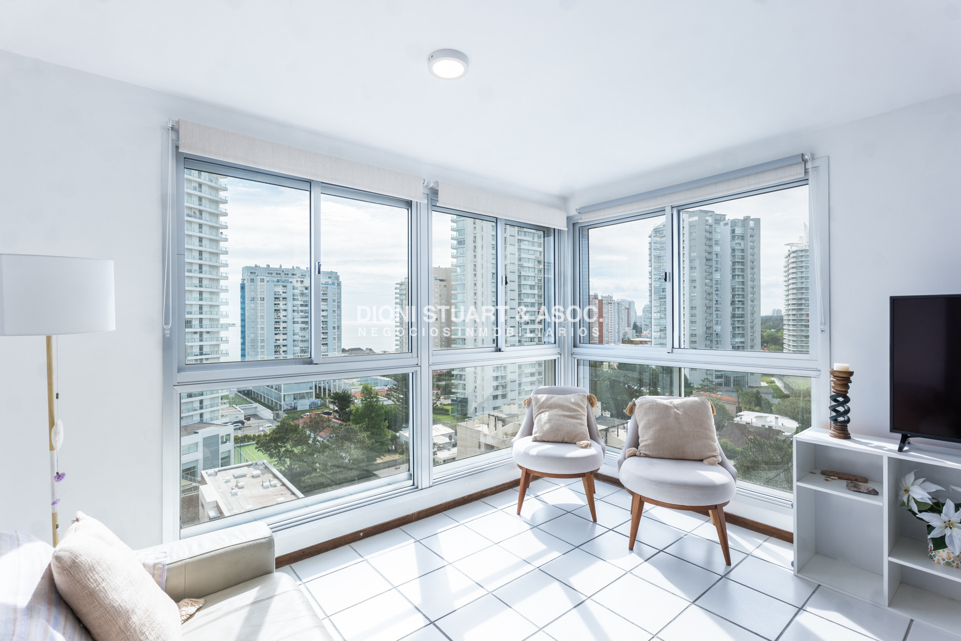 Apartamento ID.1149 - VENTA APARTAMENTO 3 DORMITORIOS CON BARBACOA PENT HOUSE DUPLEX PLAYA MANSA