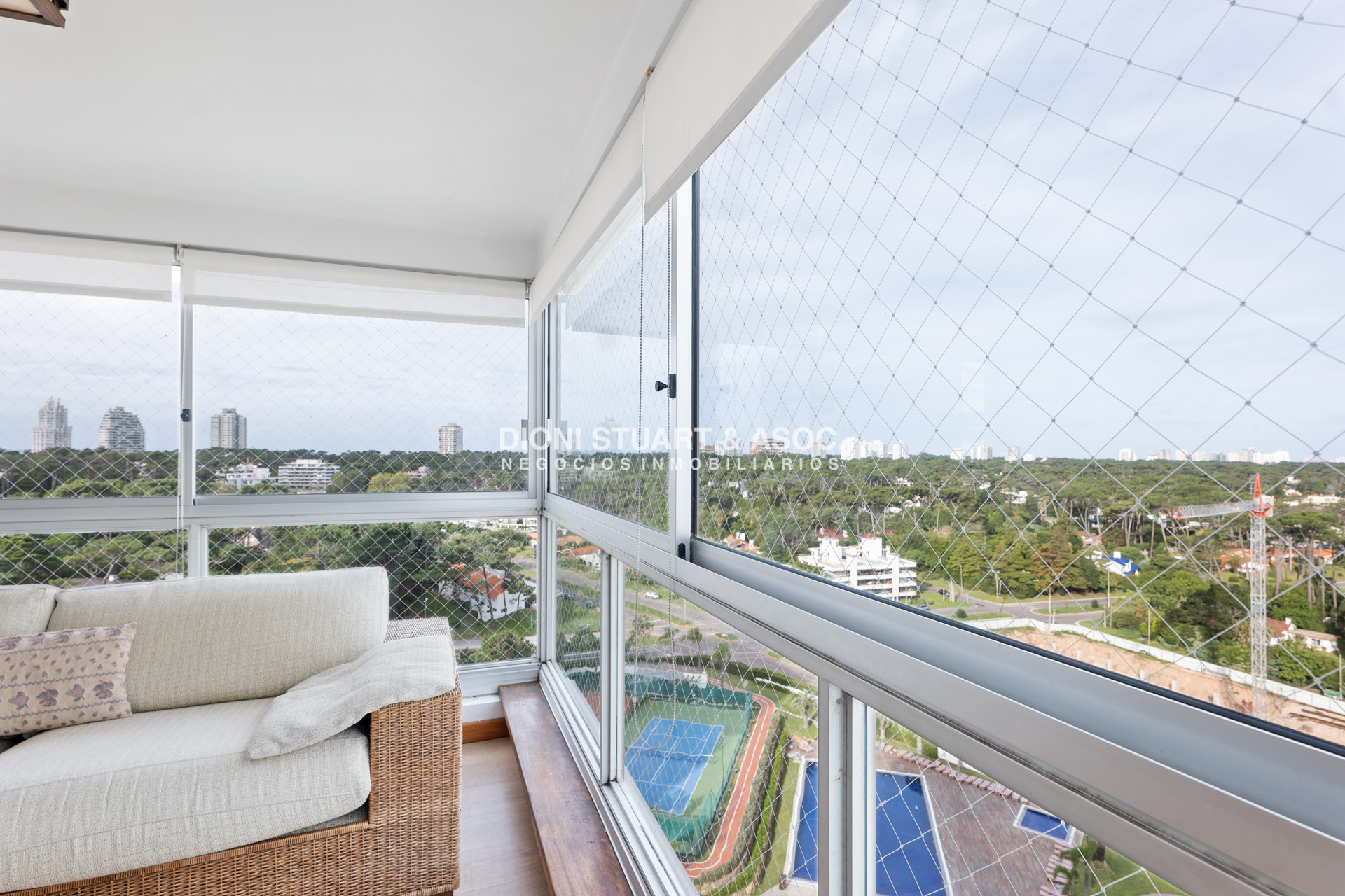 Apartamento ID.395 - Alquiler Por Invierno - 2 Dorm + Dependencia - Complejo Lincoln Center - Todos los Amenities