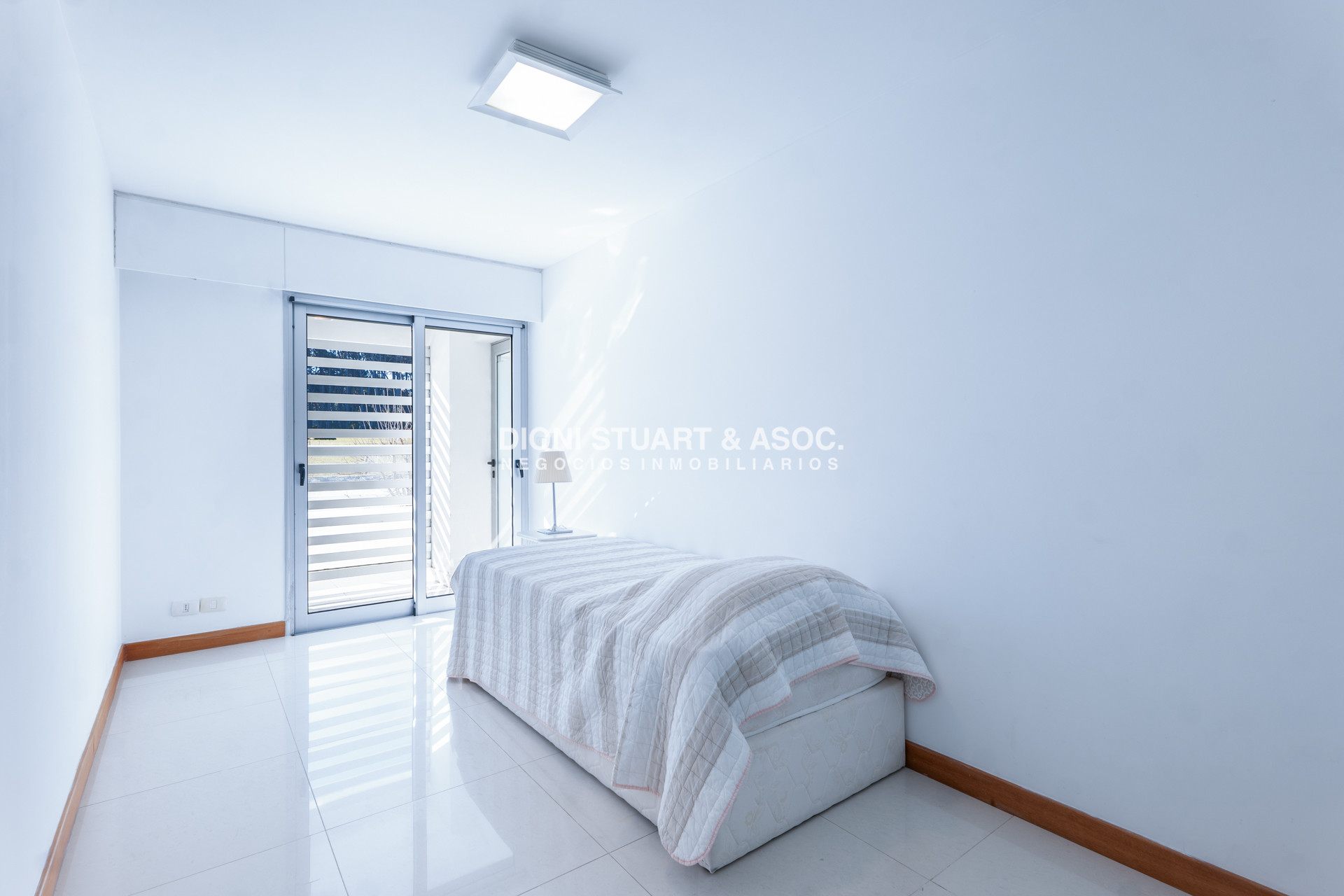 Apartamento ID.1072 - VENTA APARTAMENTO 3 DORMITORIOS EN SUITE + DEPENDENCIA - EDIFICIO INDIGO - PLAYA BRAVA - PUNTA DEL ESTE