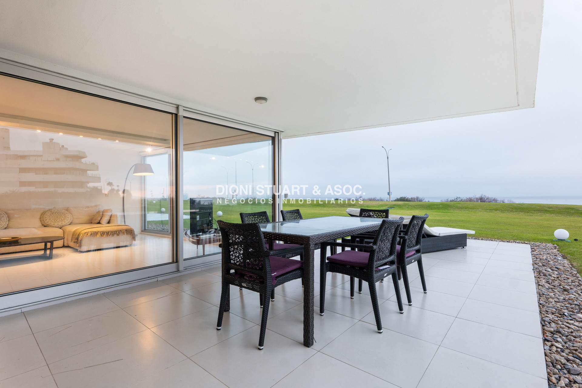 Apartamento ID.1022 - APARTAMENTO EN VENTA - LUMIERE - 3 DORMITORIOS EN SUITE + DEP. SERV - PLAYA MANSA