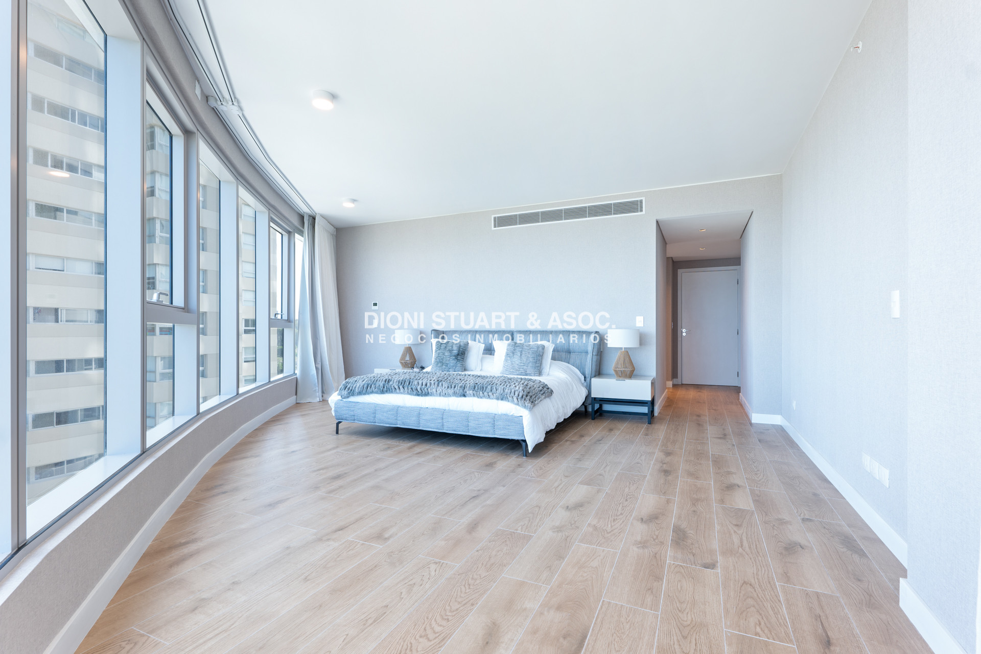Apartamento ID.629 - DEPARTAMENTO EN TRUMP TOWER ESQUINERO - 3 DORMITORIOS EN SUITE