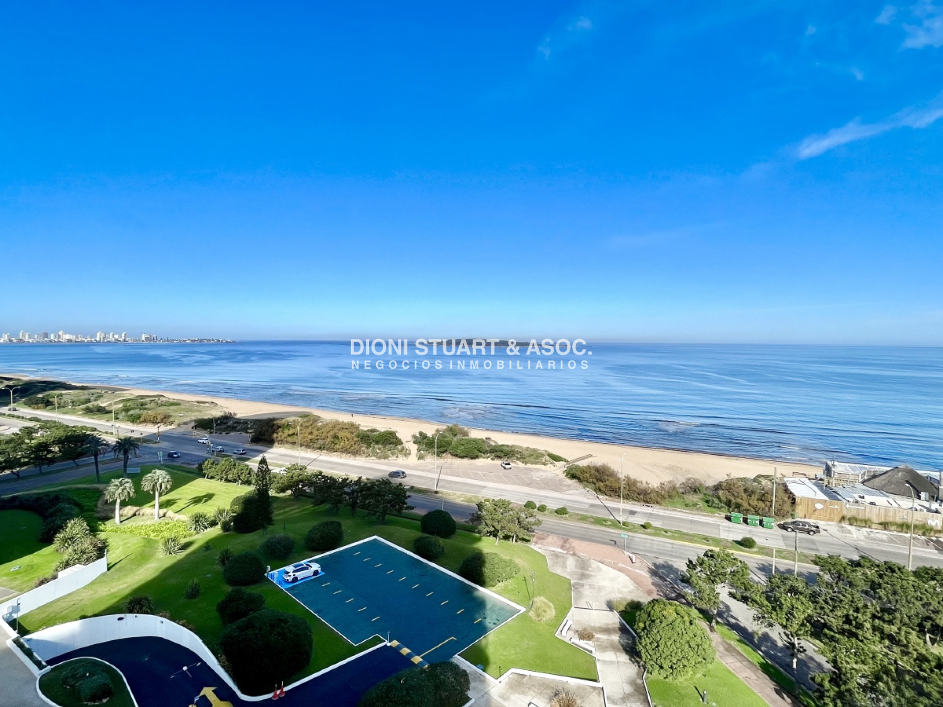 Apartamento ID.35 - Torre Washington En Venta - Complejo Lincoln Center - Totalmente Reciclado - 3 Dormitorios - Punta del Este
