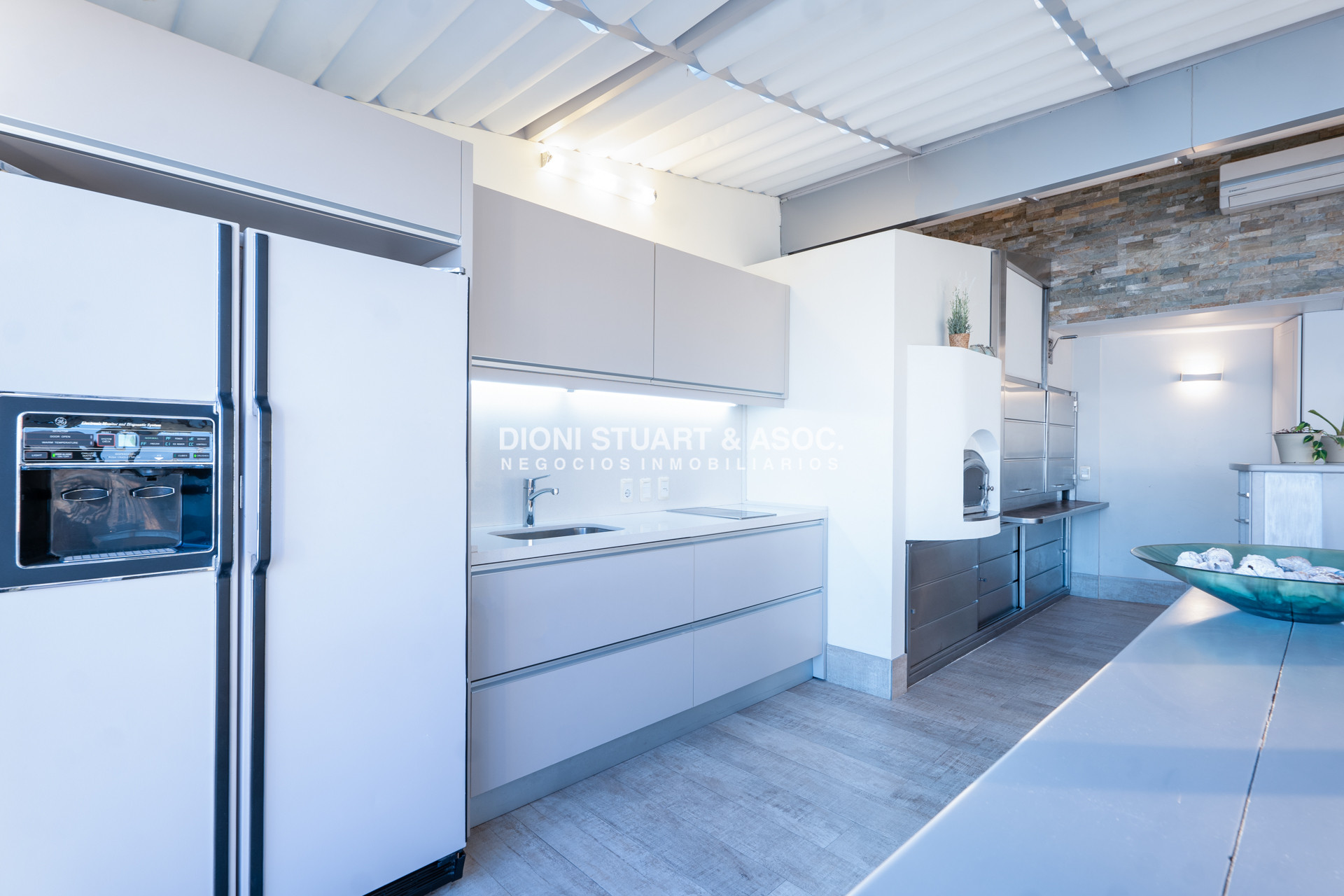 Apartamento ID.1055 - VENTA APARTAMENTO 6 DORMITORIOS - TEQUENDAMA I - PENT HOUSE DUPLEX - PLAYA MANSA 