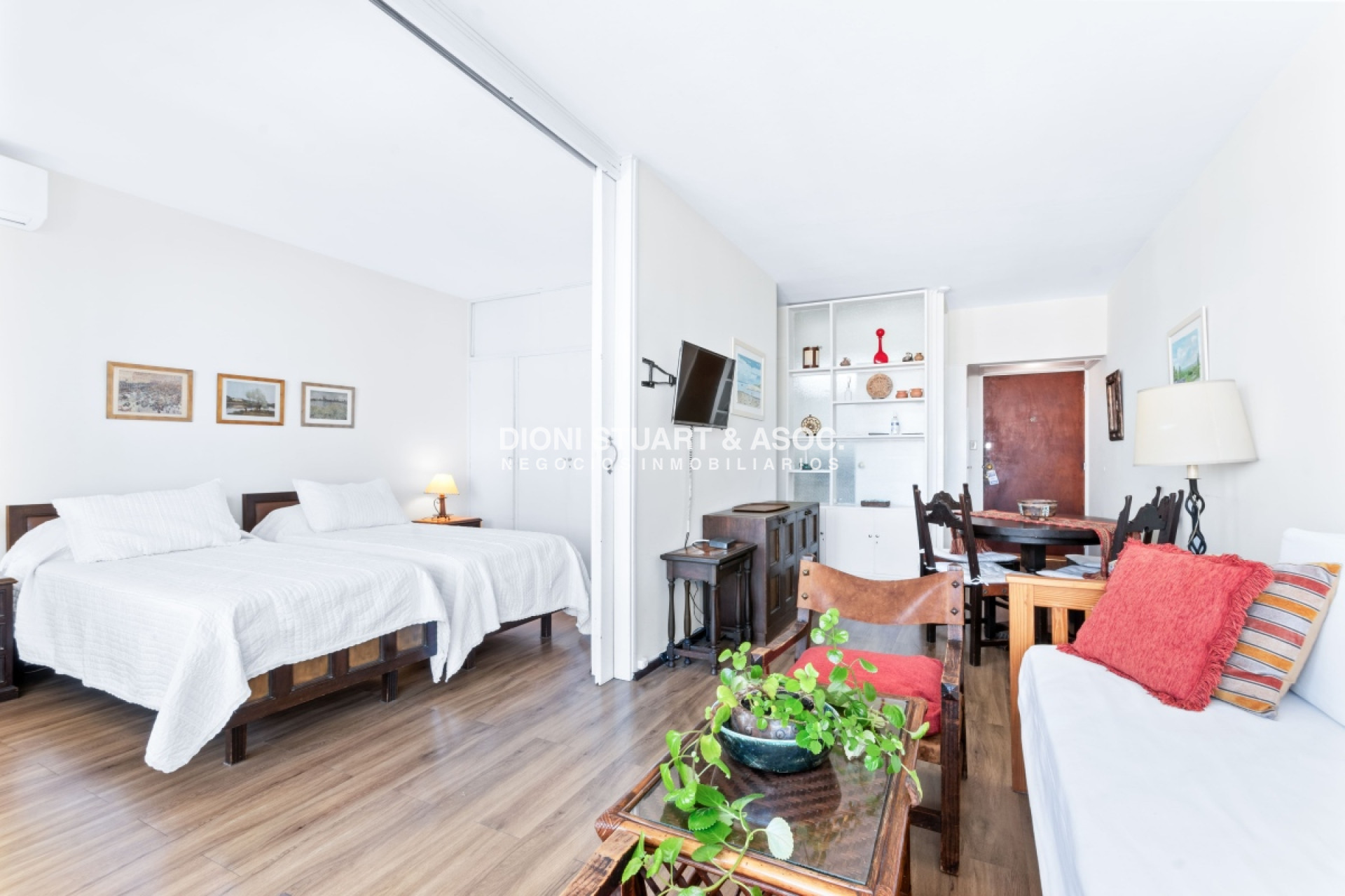 Apartamento ID.507 - Apartamento en Peninsula - 1 Dormitorio - Garage - Vista al Puerto - Reciclado - Piscina y Servicios