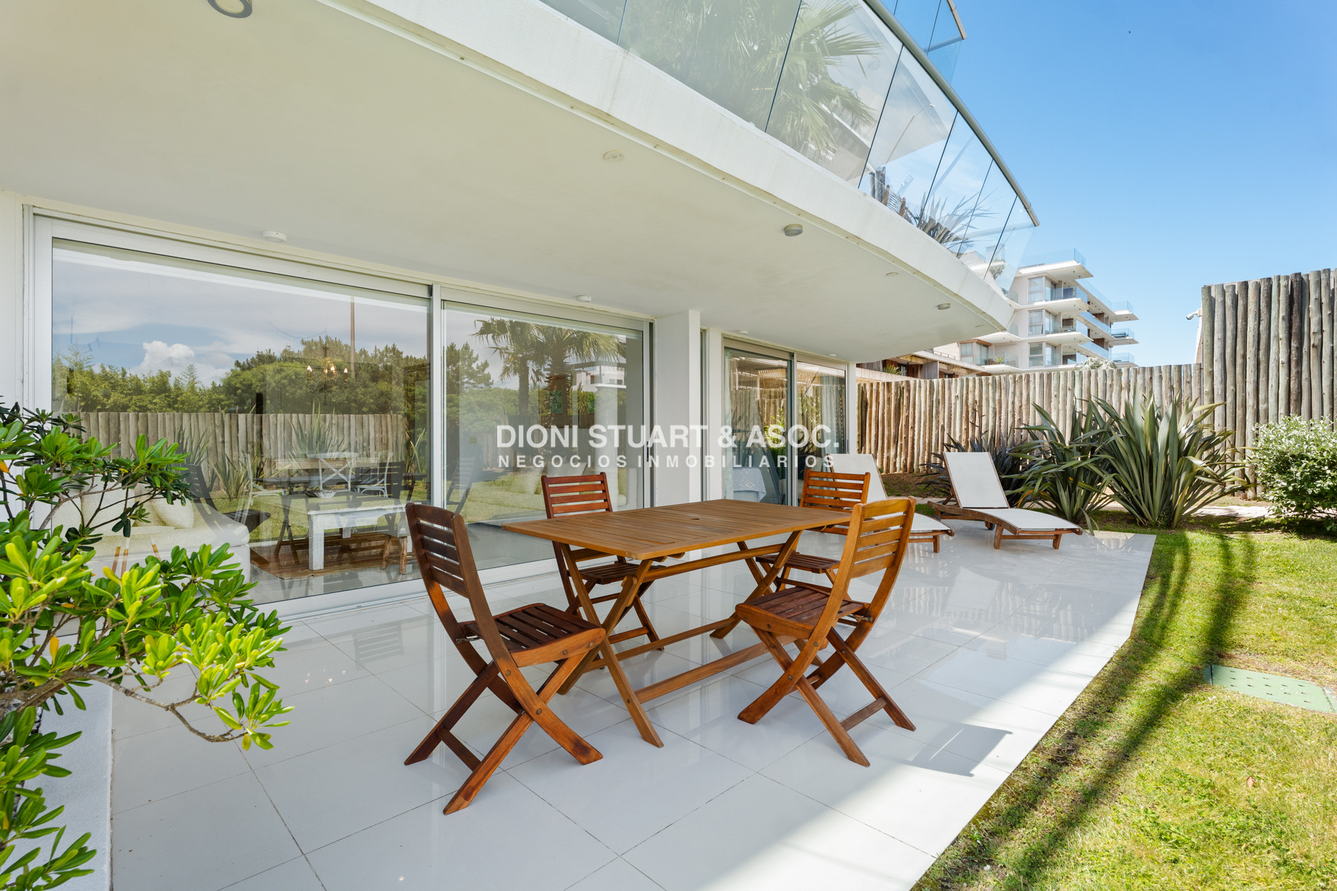 Apartamento ID.852 - Bikini Beach - Apto de 2 Dorm en Suite + Toilette