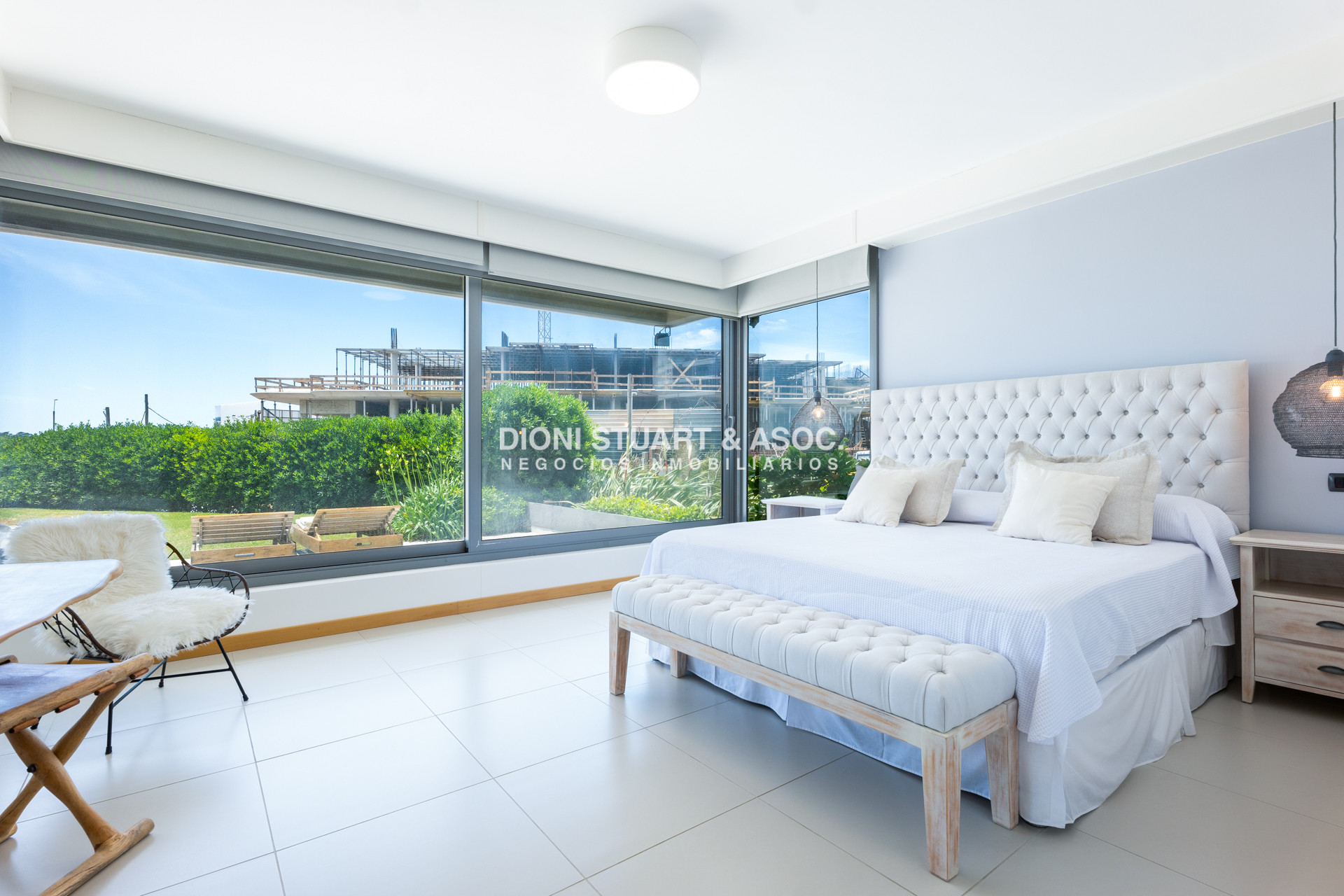 Apartamento ID.874 - Tiburon Terrazas Barra SS - Semi piso con piscina