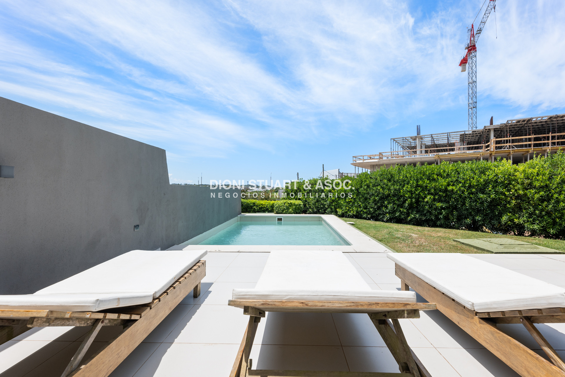 Apartamento ID.874 - Tiburon Terrazas Barra SS - Semi piso con piscina