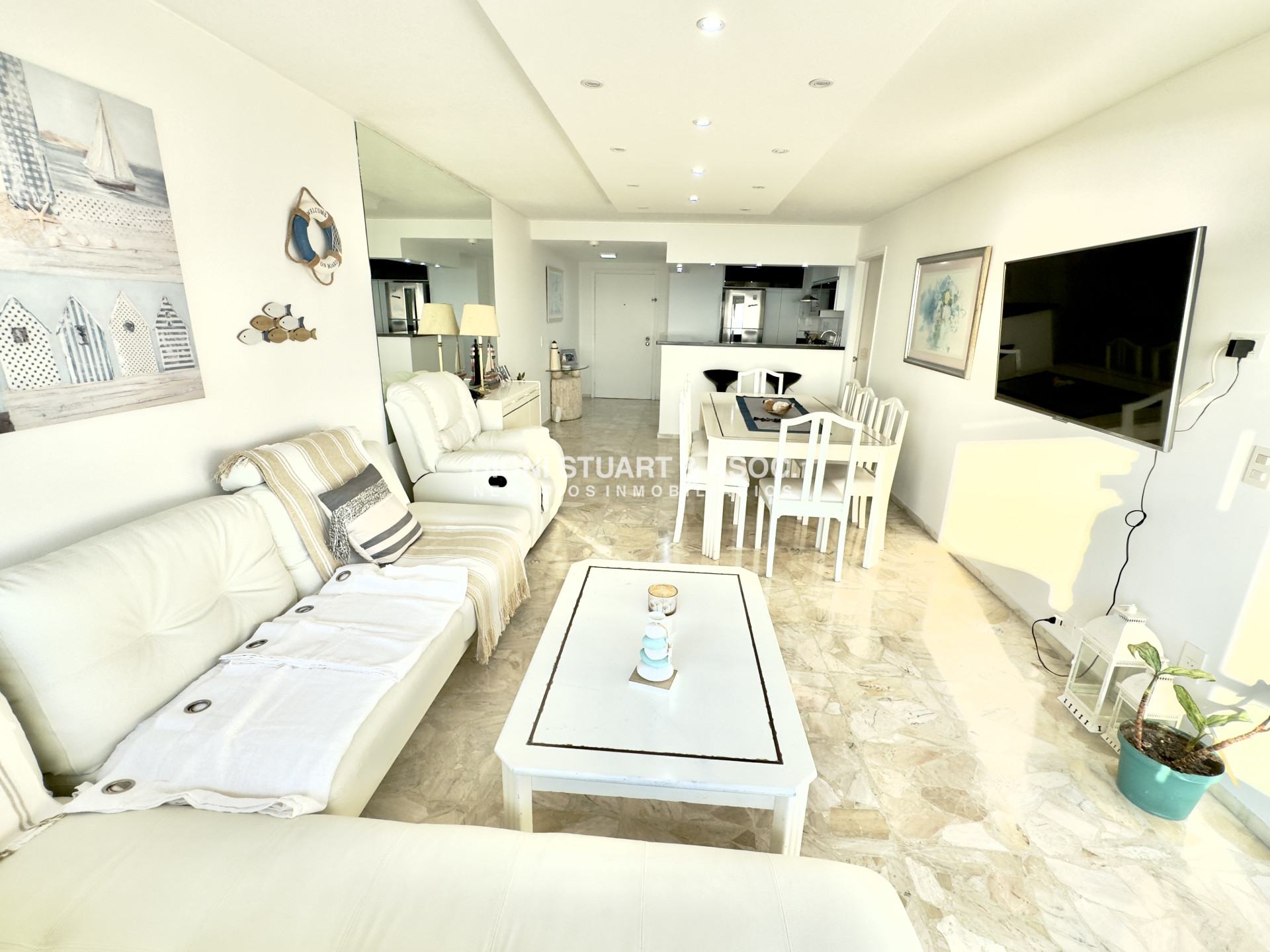 Apartamento ID.1105 - APARTAMENTO EN ALQUILER DE VERANO 2 DORMITORIO Y MEDIO FRENTE AL MAR TODOS LOS AMENITIES TORRE WASHINGTON COMPLEJO LINCOLN CENTER