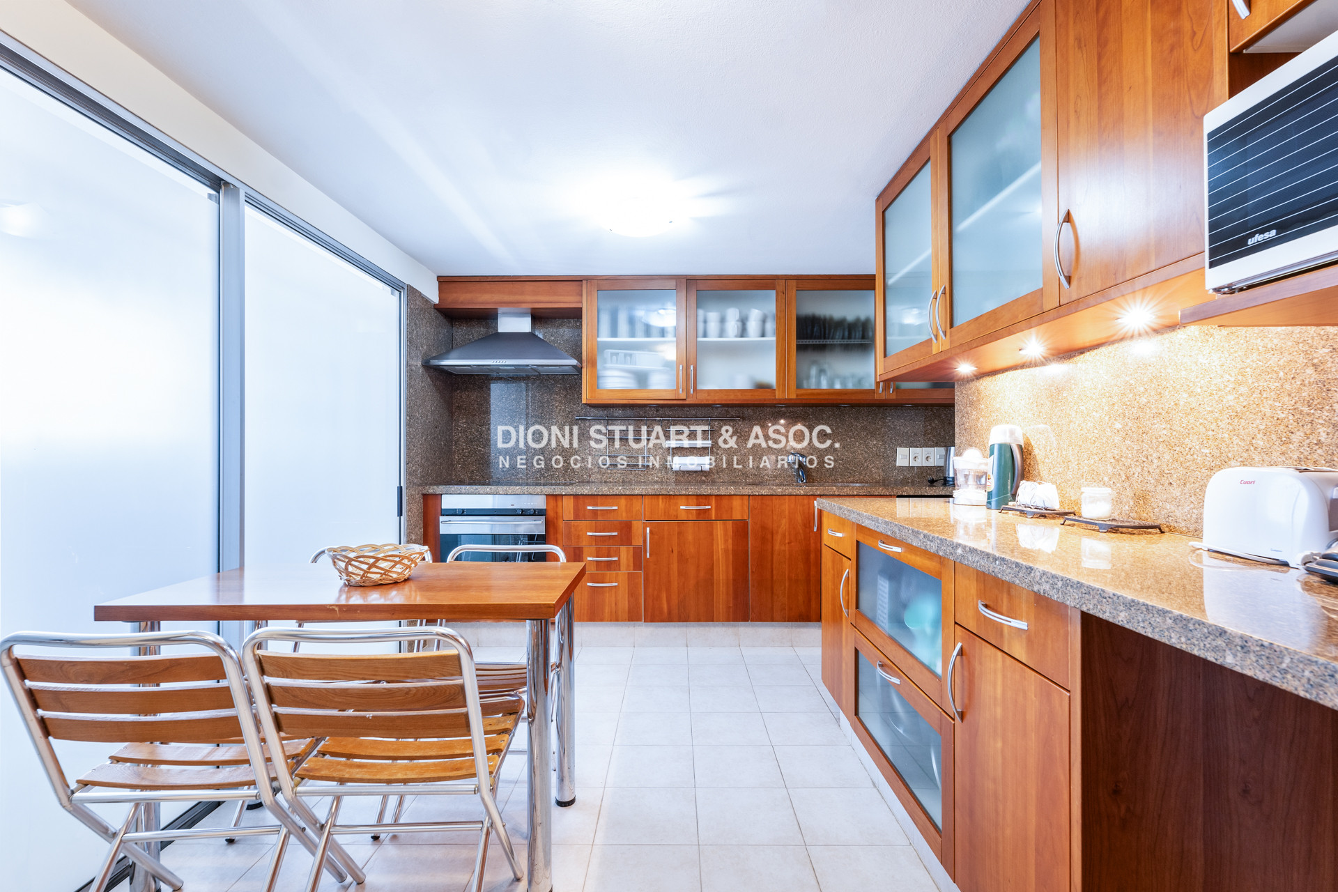 Apartamento ID.936 - DEPARTAMENTO EN VENTA EN TUNQUELEN II RECICLADO - 3 DORMITORIOS + DEP. SERV.