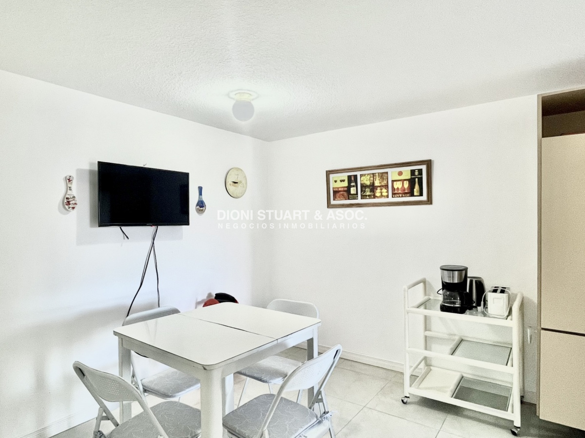 Apartamento ID.319 - Complejo Lincoln Center - En Venta - 2 Dorm + Dependencia - Playa Mansa