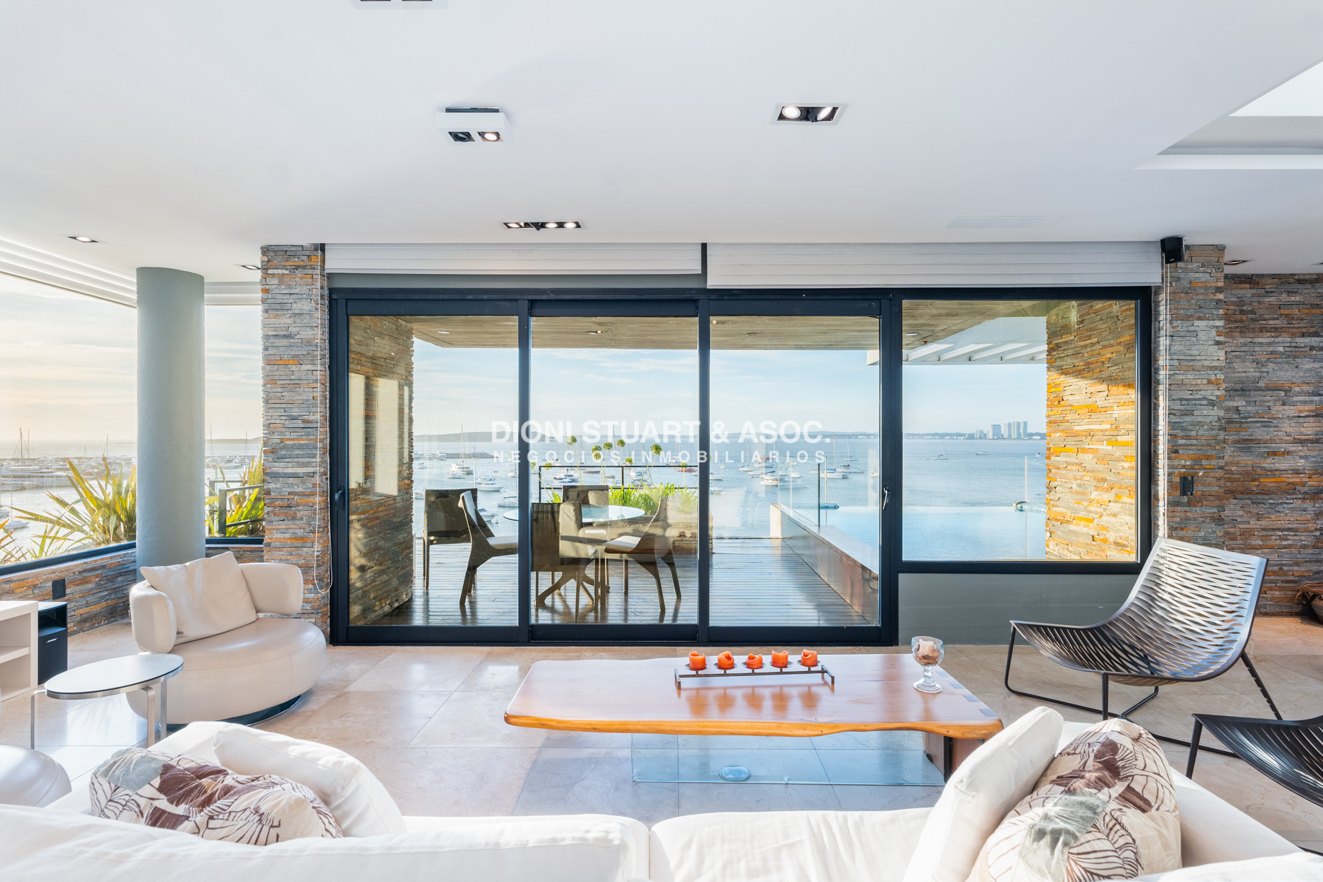 Apartamento ID.905 - LE BLEU - DEPARTAMENTO FRENTE AL PUERTO PENT HOUSE - 3 DORM EN SUITES + DEP.