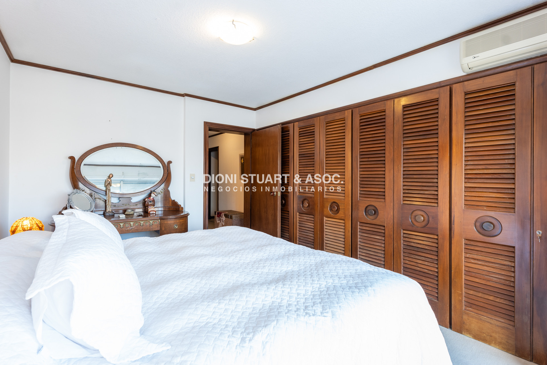 Apartamento ID.750 - Pent House En Peninsula - Edificio Carmel - 3 Dorm y Dep. 