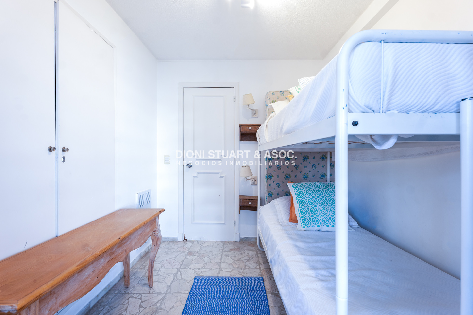 Apartamento ID.978 - APARTAMENTO EN VENTA EN EDIFICIO IMARANGATU - 3 DORM + DEP. CON PARRILLERO