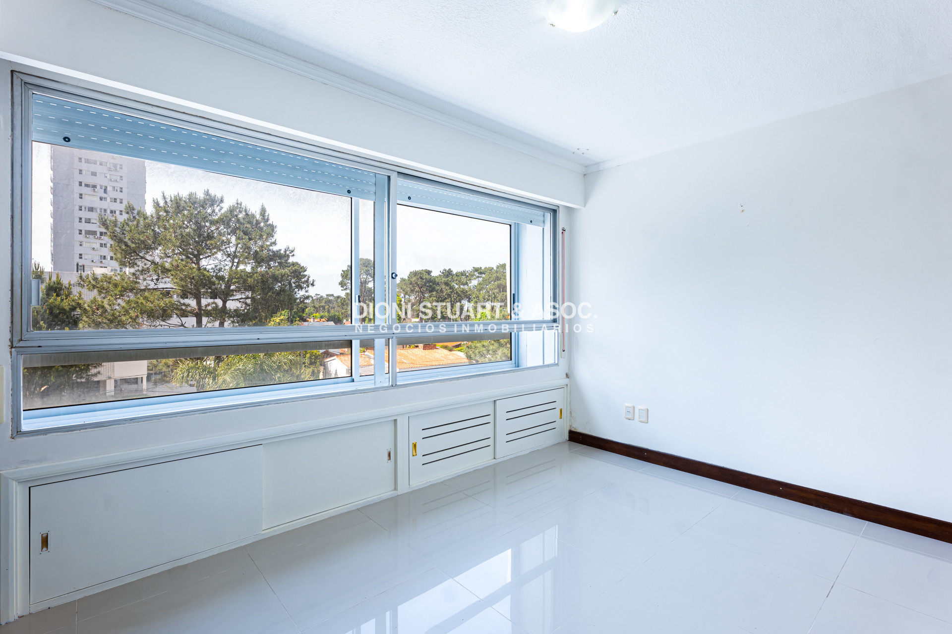 Apartamento ID.801 - Apartamento en venta - Oportunidad en Roosevelt - 1 Dormitorio reciclado - Torre Punta del Este