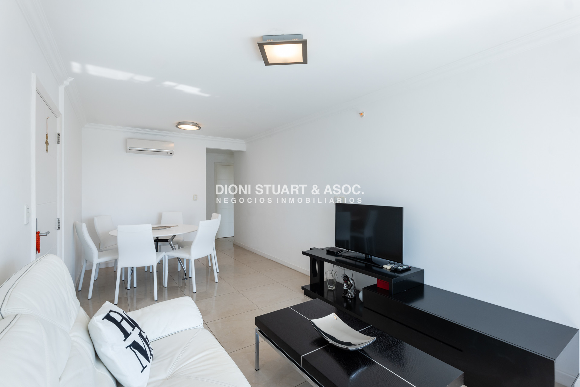 Apartamento ID.739 - DEPARTAMENTO EN VENTA EN CASINO TOWER - 2 DORM EN SUITE - TODOS LOS AMENITIES