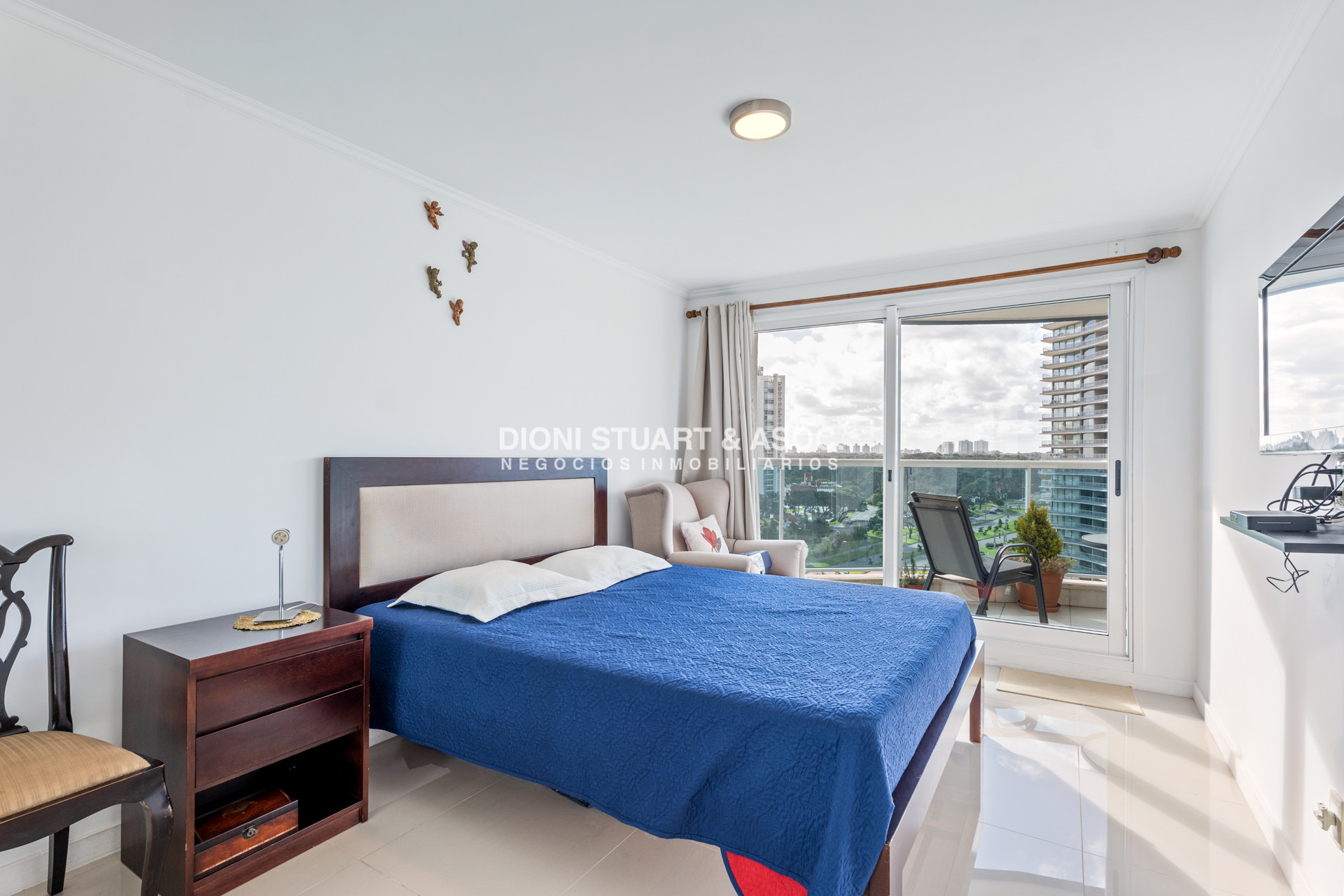 Apartamento ID.662 - CASINO TOWER - EN VENTA - 2 DORM - TIPOLOGÍA 05