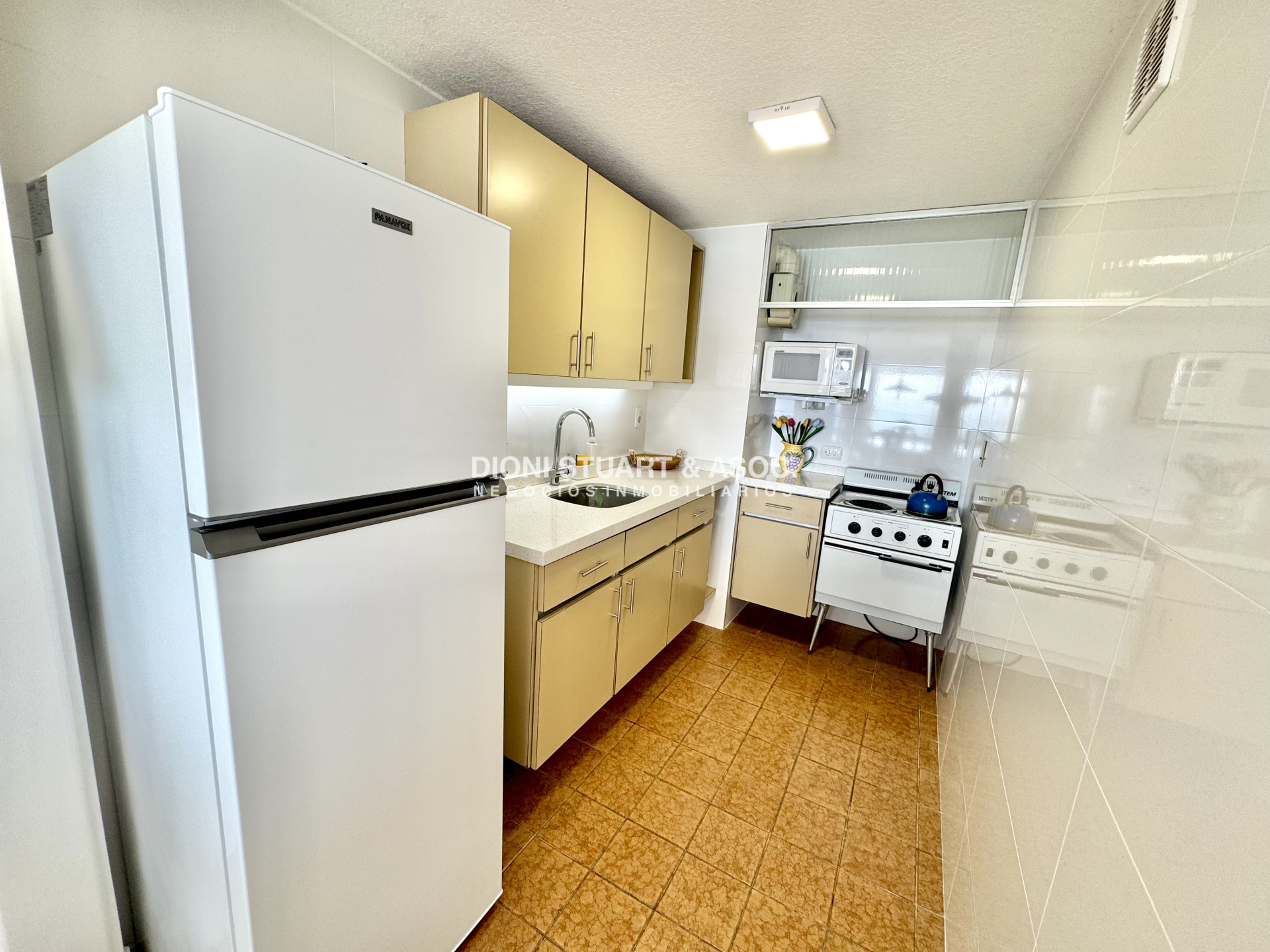 Apartamento ID.1135 - ALQUILER DE TEMPORADA 2 DORMITORIOS Y MEDIO PLAYA MANSA - COMPLEJO LINCOLN CENTER
