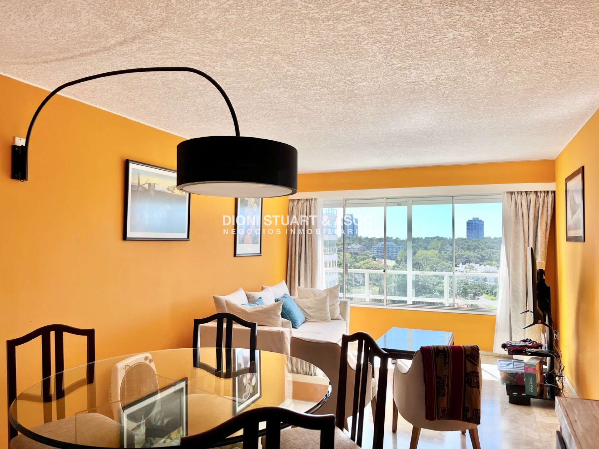 Apartamento ID.121 - OPORTUNIDAD EN VENTA - FRENTE AL MAR -  2 DORM Y MEDIO - COMPLEJO LINCOLN CENTER - TORRE WASHINGTON