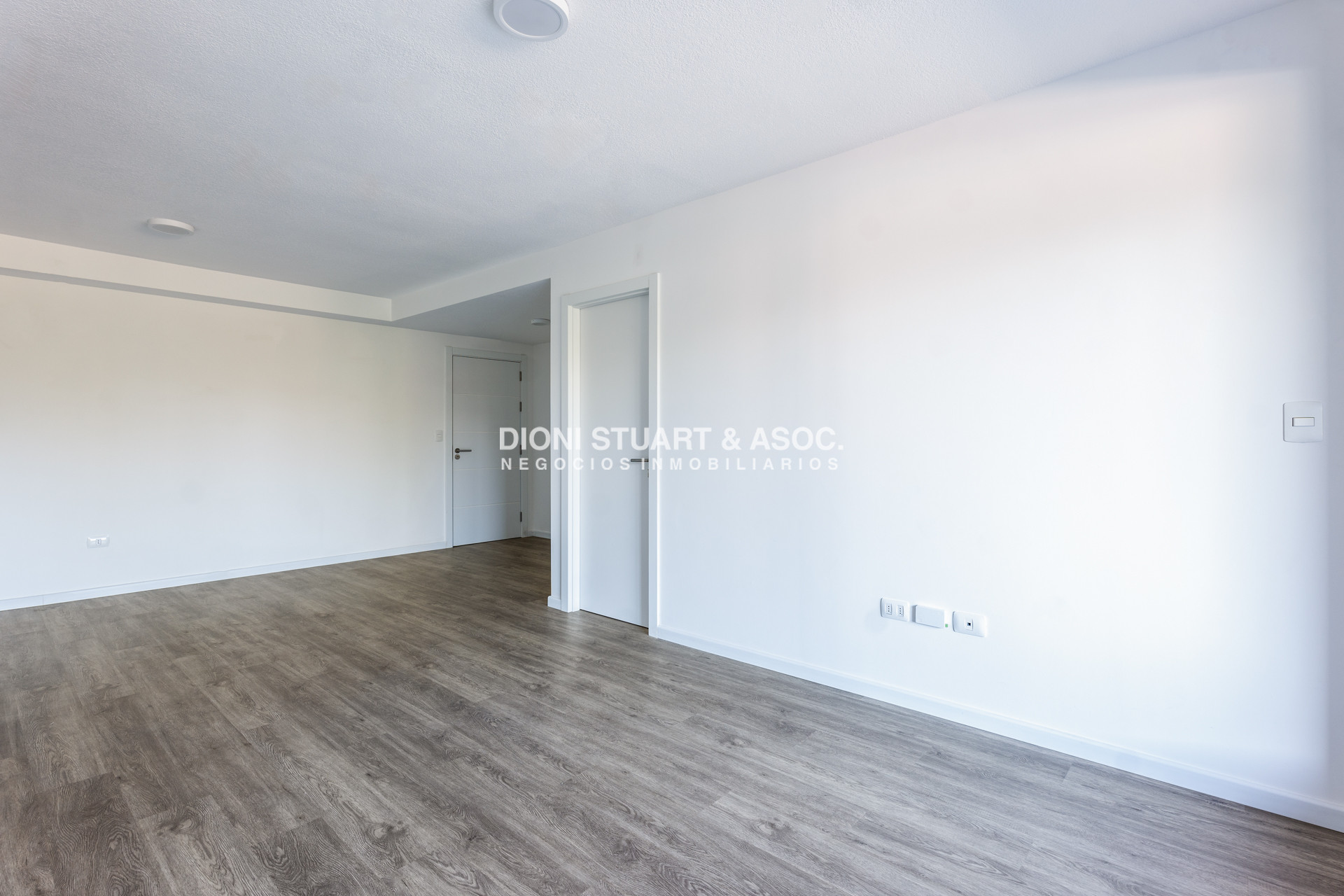 Apartamento ID.931 - OPORTUNIDAD DE INVERSIÓN EN MALDONADO - APARTAMENTO A ESTRENAR DE 2 DORMITORIOS - BAJAS EXPENSAS