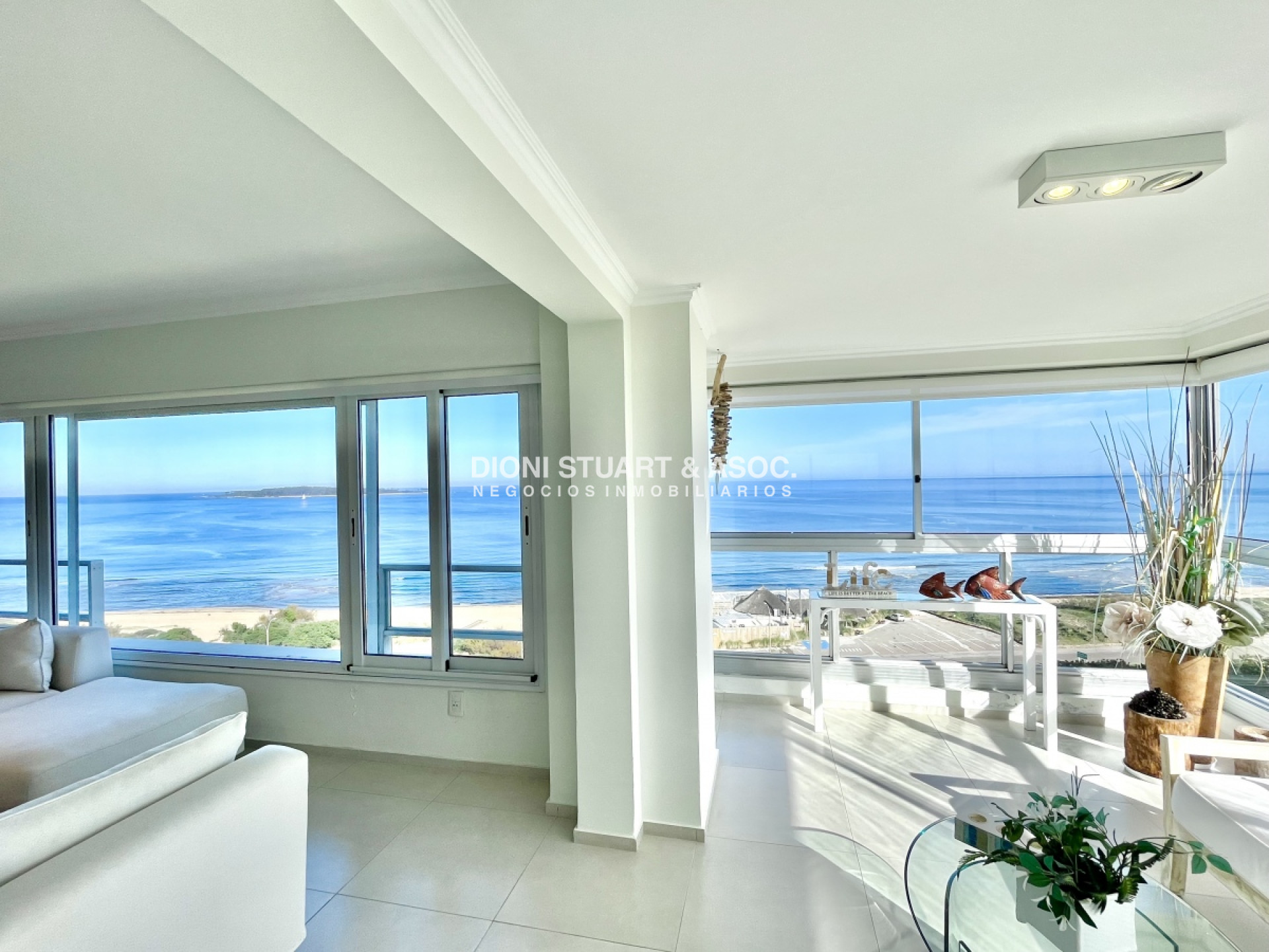 Apartamento ID.35 - Torre Washington En Venta - Complejo Lincoln Center - Totalmente Reciclado - 3 Dormitorios - Punta del Este