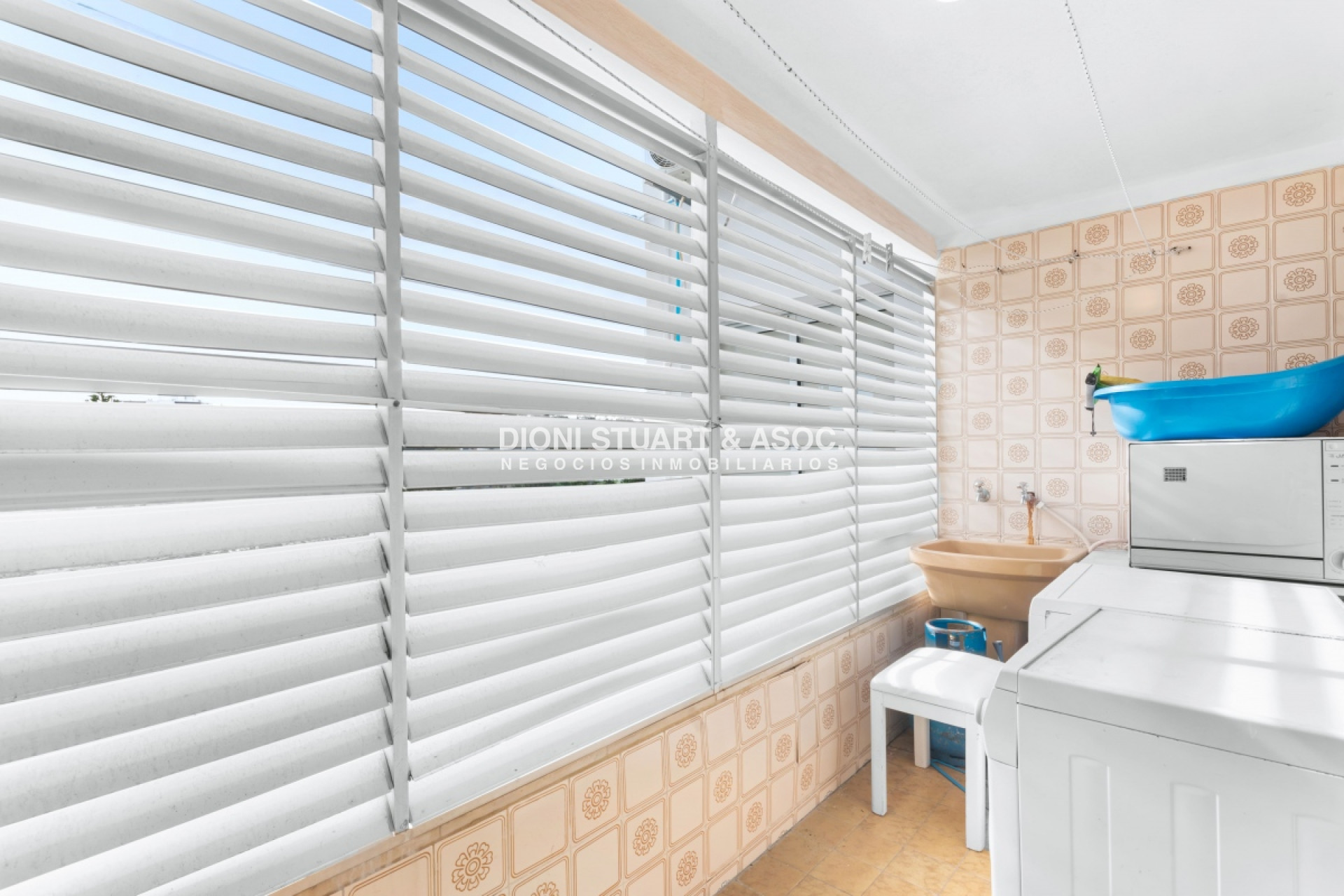 Apartamento ID.501 - APARTAMENTO EN VENTA FRENTE AL MAR 3 DORMITORIOS + DEPENDENCIA COMPLEJO LINCOLN CENTER TORRE JEFFERSON PLAYA MANSA
